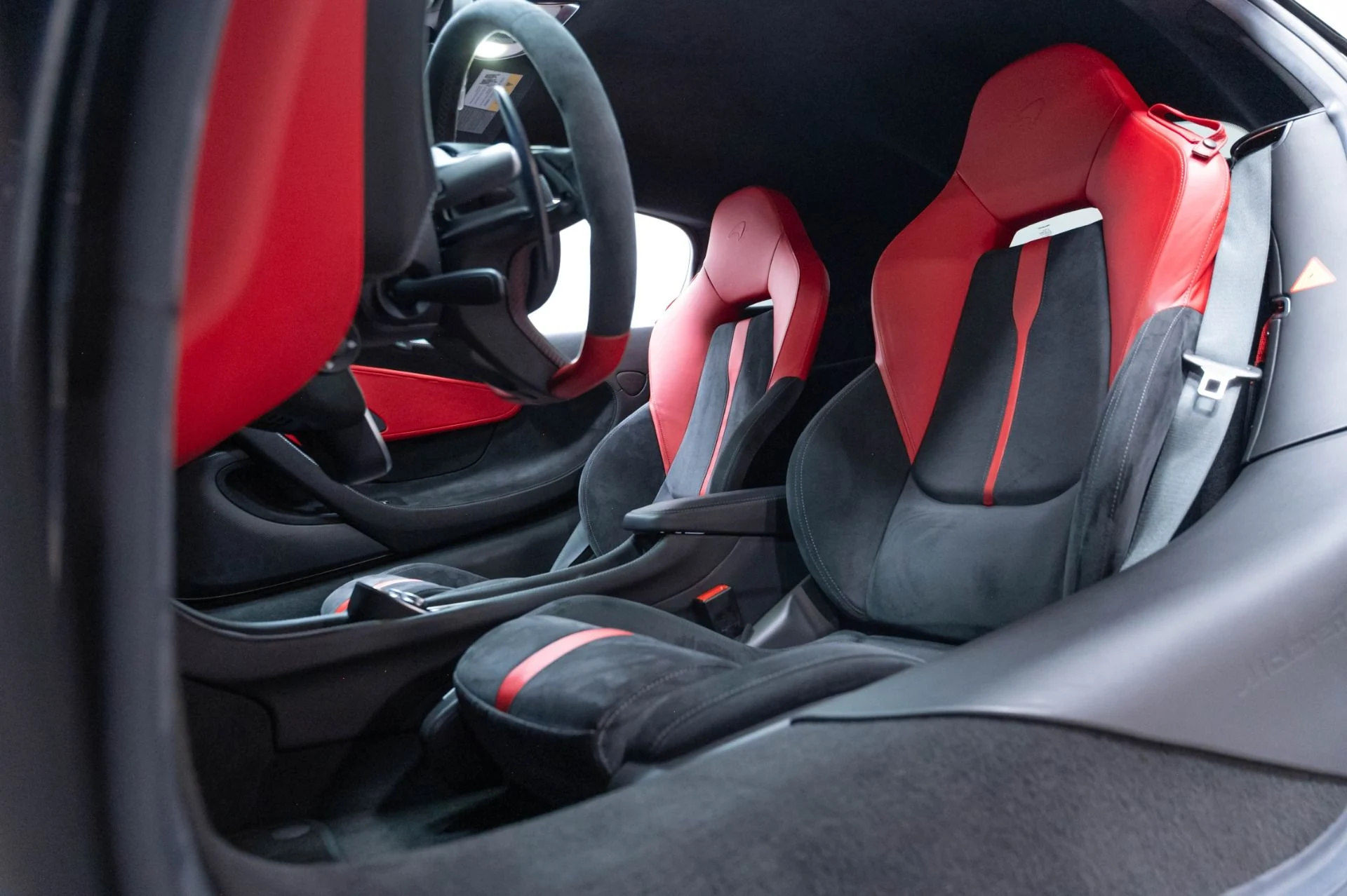 mph010_2693406452_Used_2019_Mc_Laren_570_S_1783628285_15ca20452a