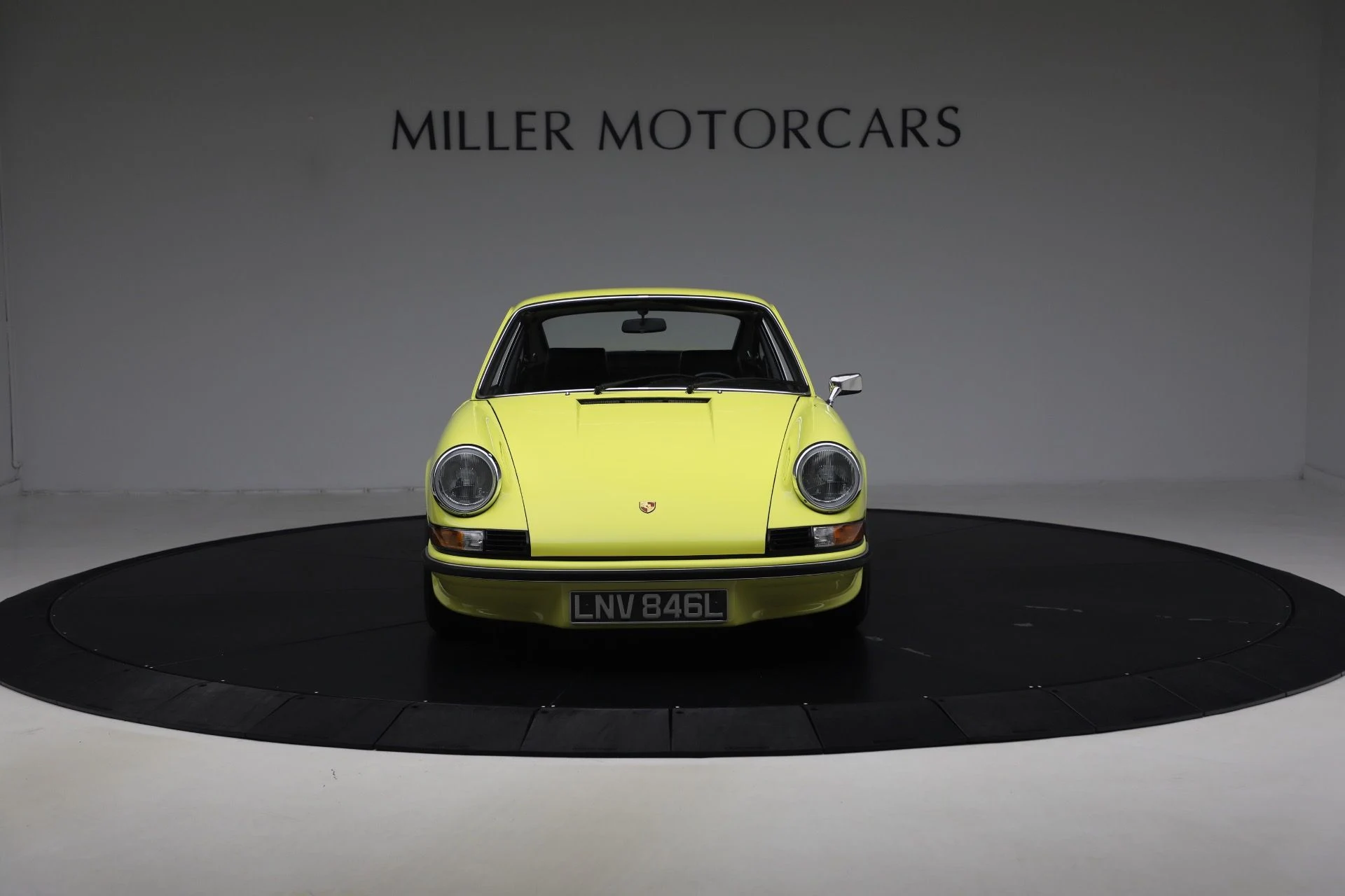 mph010_2693425040_Used_1973_Porsche_911_Carrera_RS_M472_1788297852_17e0c1bca4