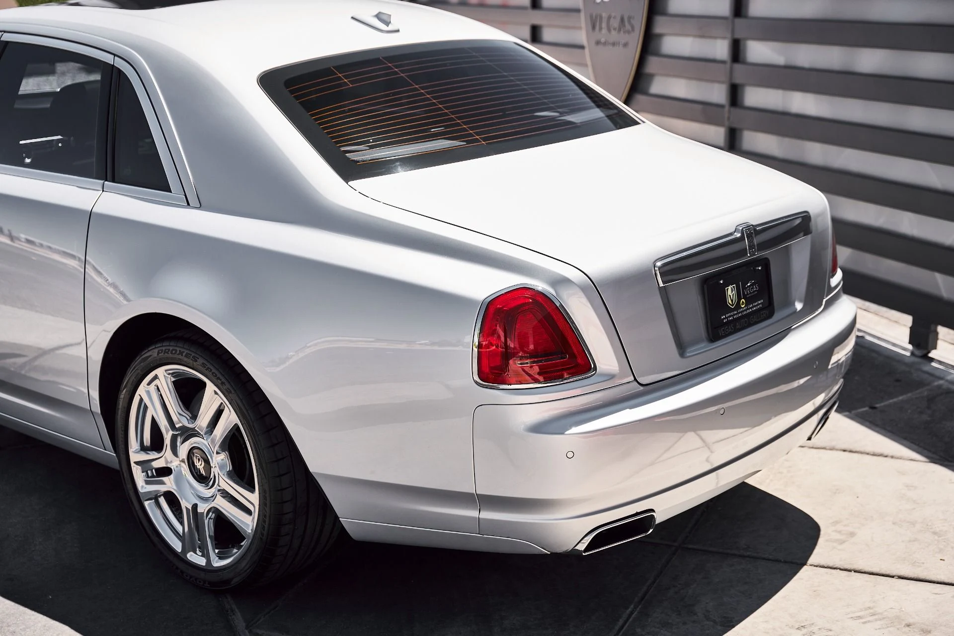 mph010_2696261362_Used_2015_Rolls_Royce_Ghost_Base_1783648141_555b4edb7f