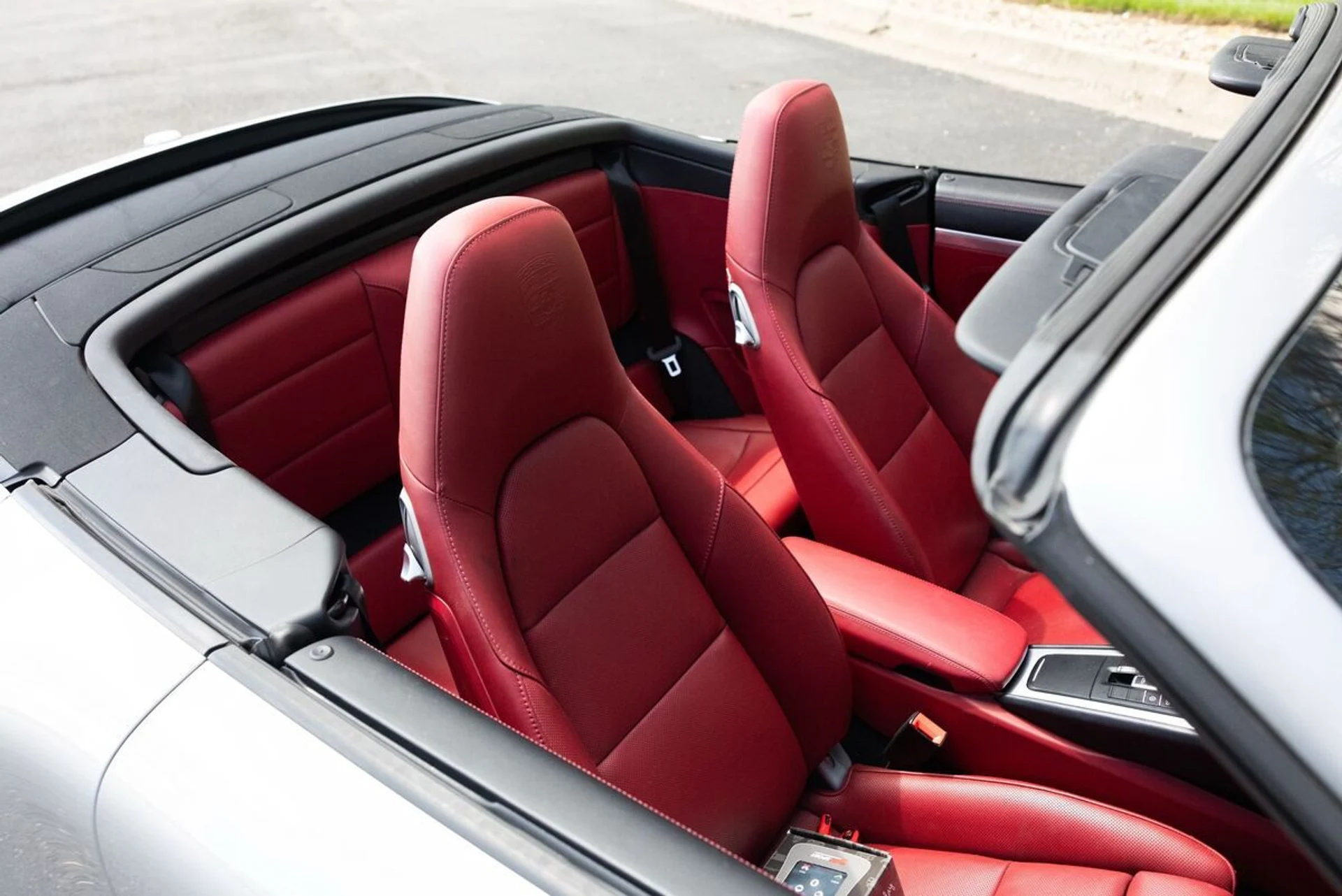 mph010_2697251148_x651w292wxr5av2qwgz76t8d2y8c_0b717e1804