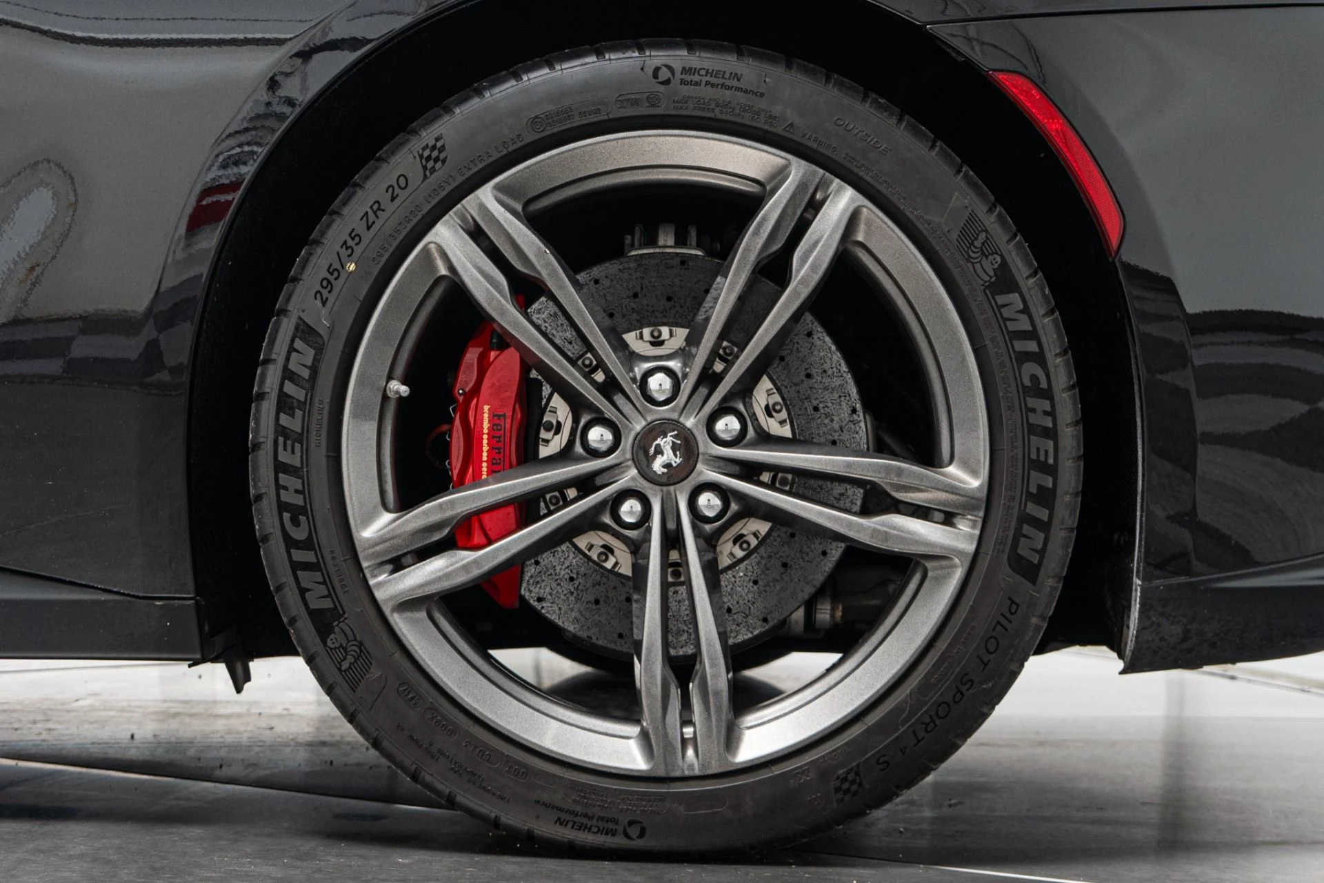 mph010_270121063_Used_2019_Ferrari_GTC_4_Lusso_1790632614_6a5475916e