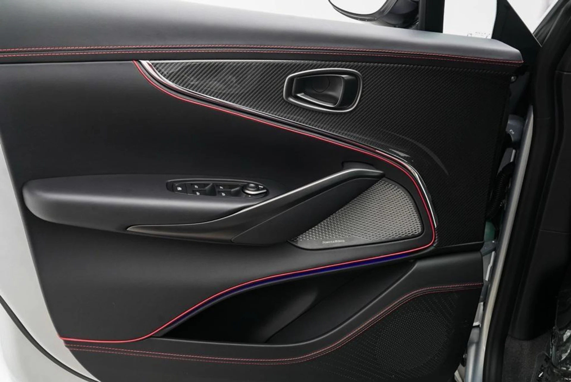 mph010_2701993902_8_K4_Z_Nyrz_Vd_Wtul_F5c_Gm_PJO_6l_C_Pc_09efcba348