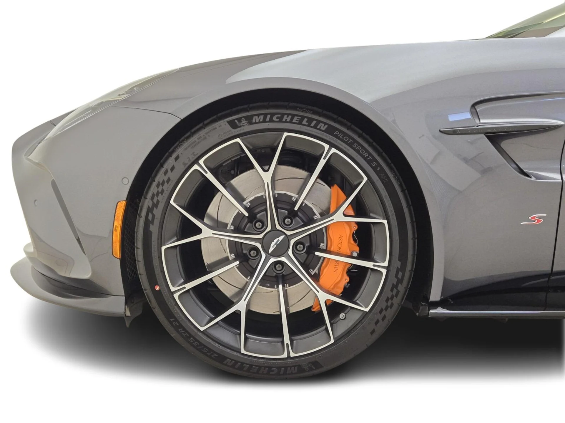 mph010_2710494935_New_2026_Aston_Martin_Vantage_S_1775539099_7069b07f32
