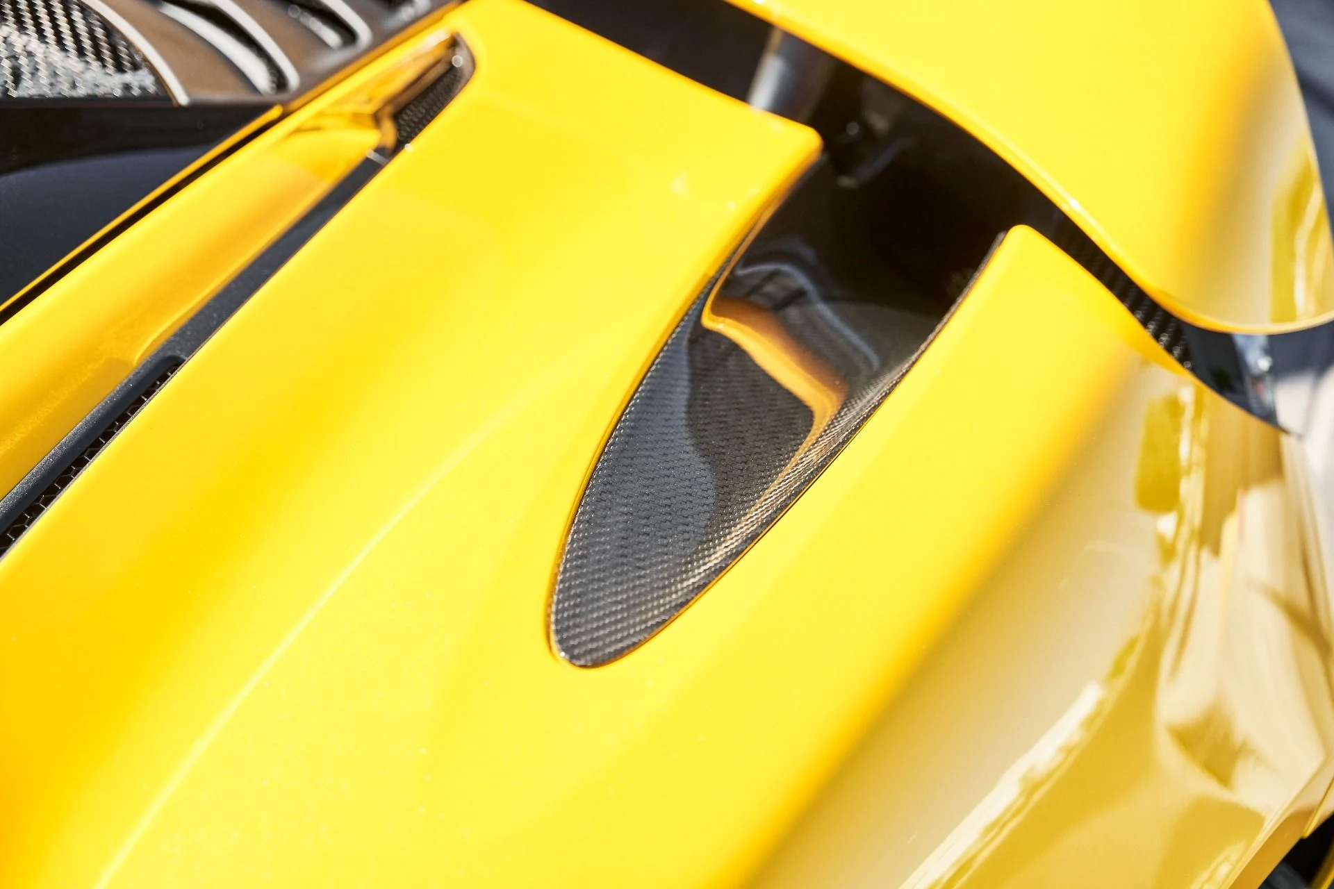 mph010_2710660827_Used_2019_Mc_Laren_720_S_1774056665_317539ceb1