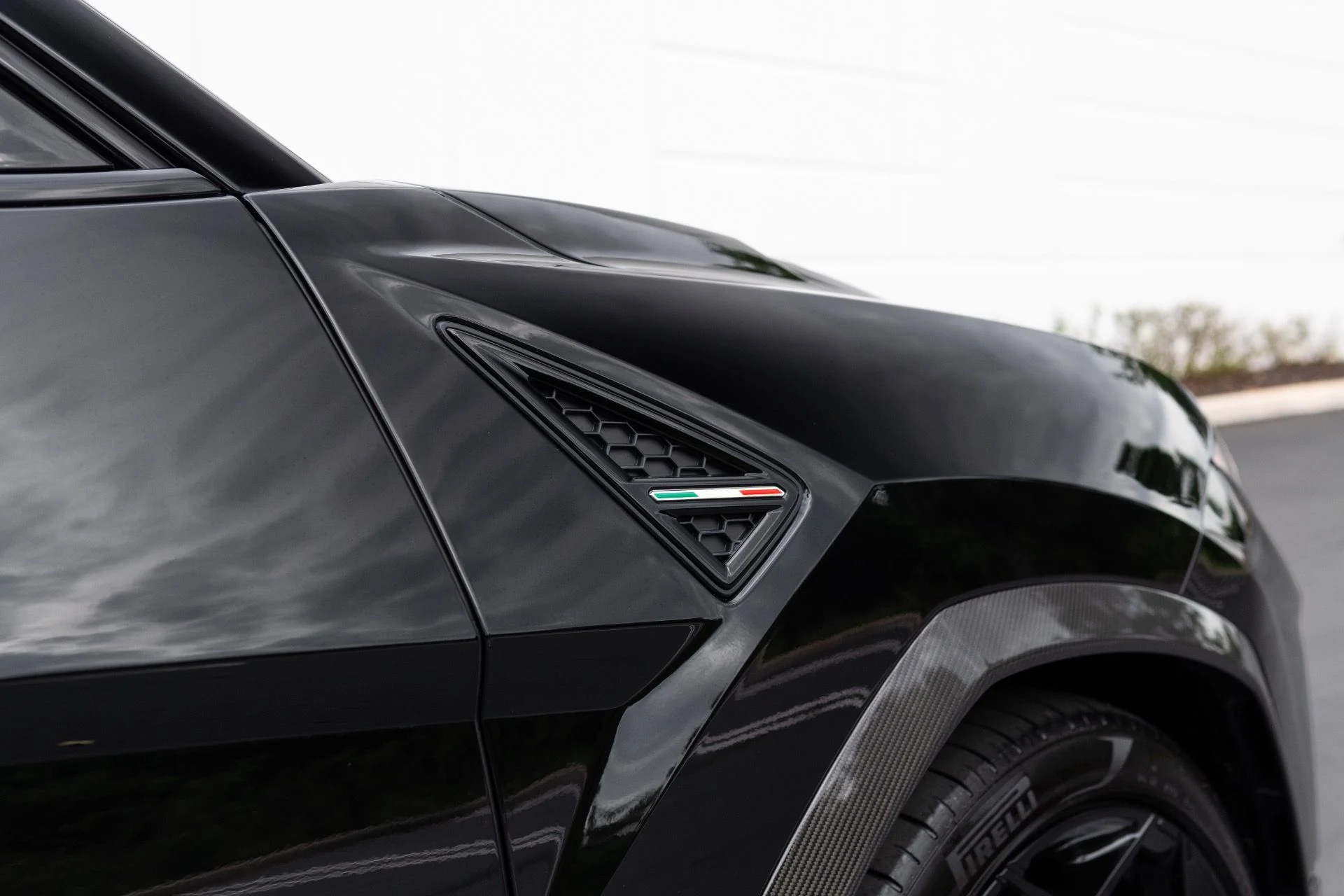 mph010_271157890_Used_2024_Lamborghini_Urus_Performante_1774062617_fb2ce51d1a