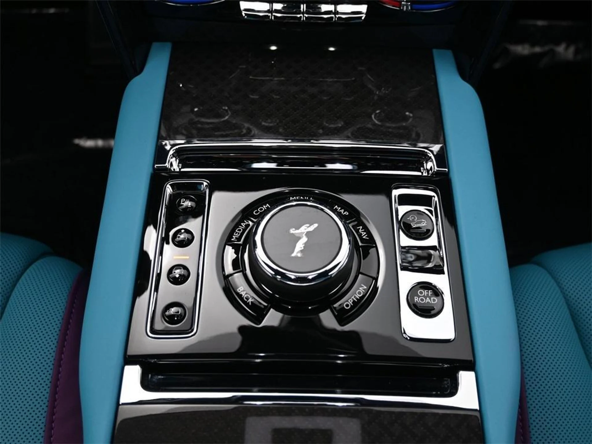 mph010_2714889297_4weo_Ts_SAL_Llf_FHI_Rorpjqka_EXEQ_80a271dbdf