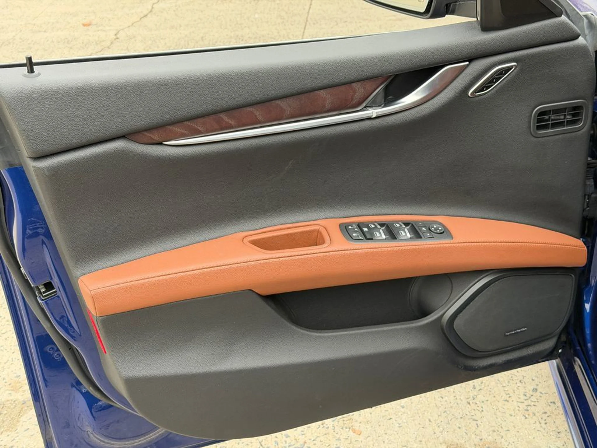 mph010_2719276758_024d878ef19f4773b0dc95d2a8038335_c9d3101627