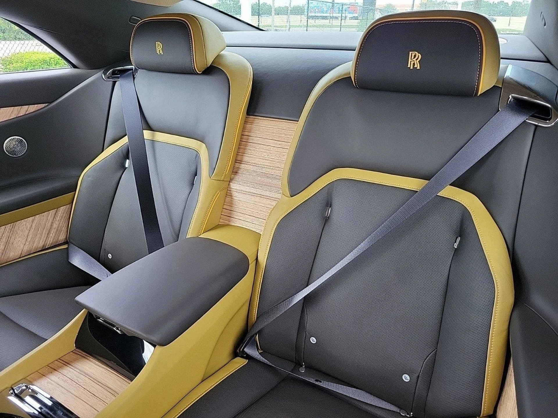 mph010_2723985843_86cc71a5785c4307009d197208f08adex_b55a0e2950