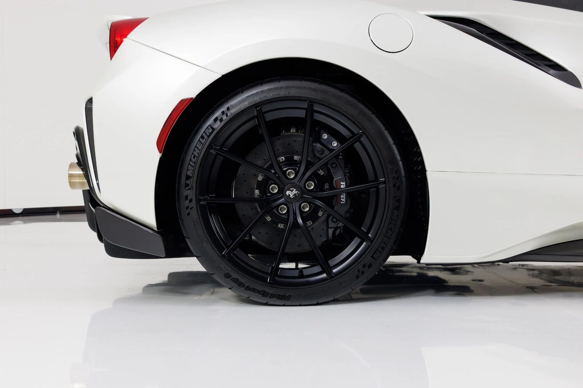 mph010_2732202191_Used_2020_Ferrari_488_Pista_1771886476_585219f18c