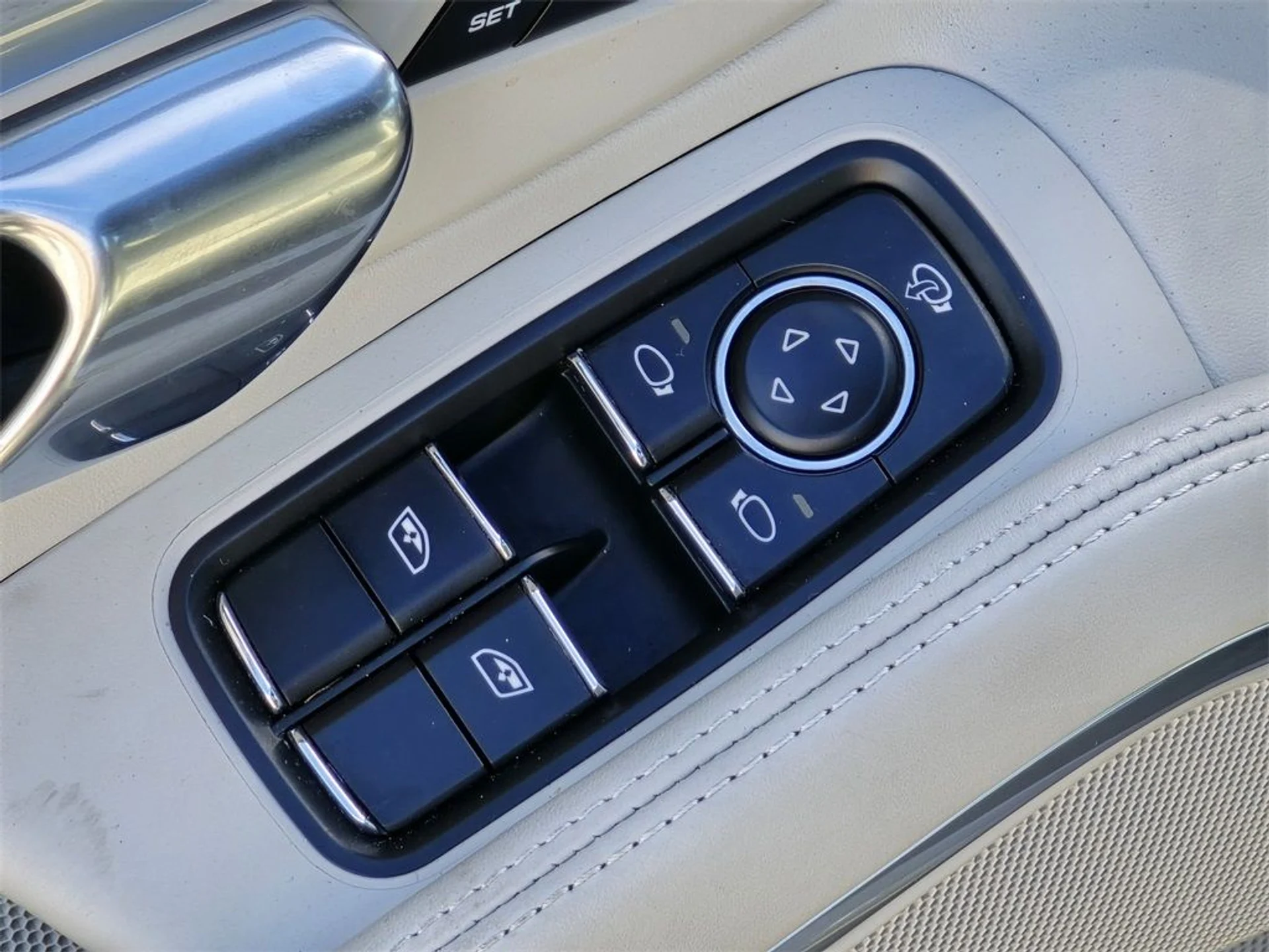 mph010_2735983910_018042945dfeba8fbf7b68d826c0832b_8fada1c003