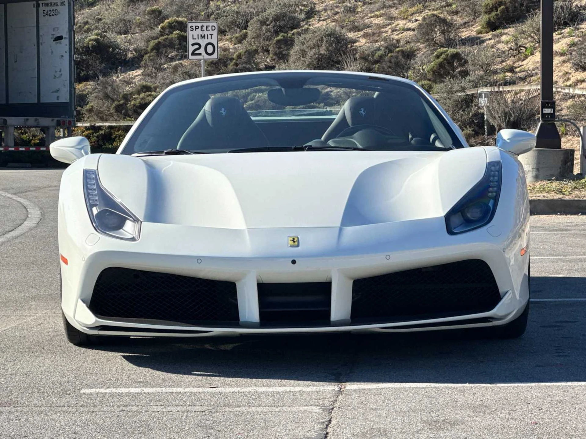 mph010_2741023637_a81db5985203fb857c7a51ada55af681x_25b064193f