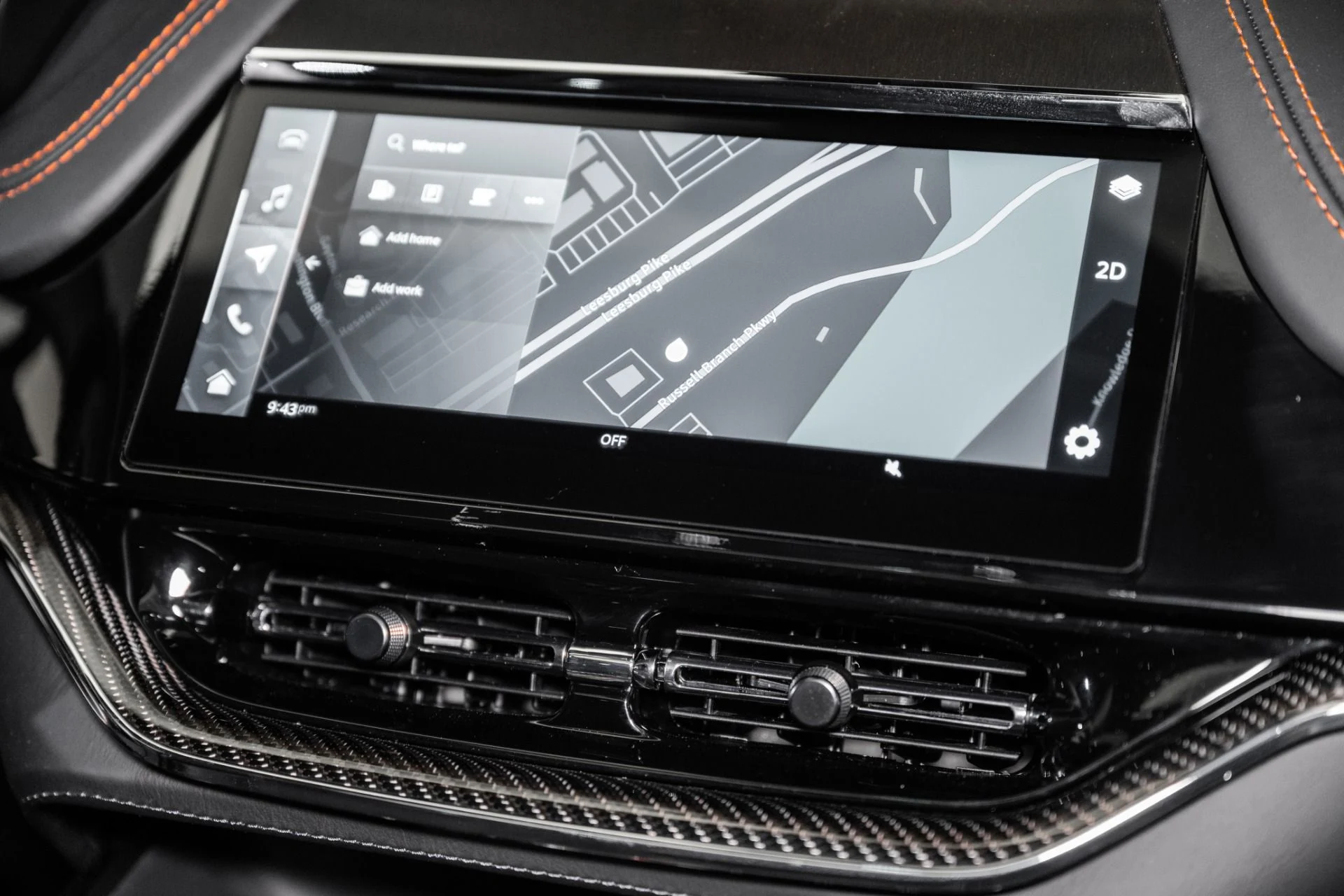 mph010_2742802553_Used_2025_Aston_Martin_DBX_707_1748959342_c16a2da71e