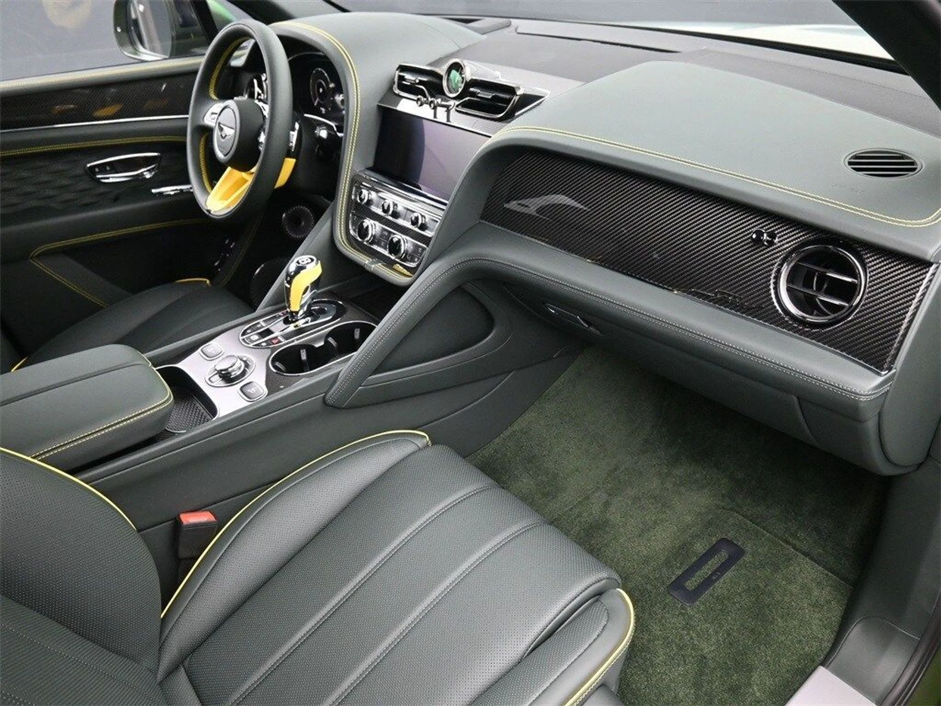 mph010_2745756663_da43958df4e3b337ce7ae33395c20977x_3ca42099ca