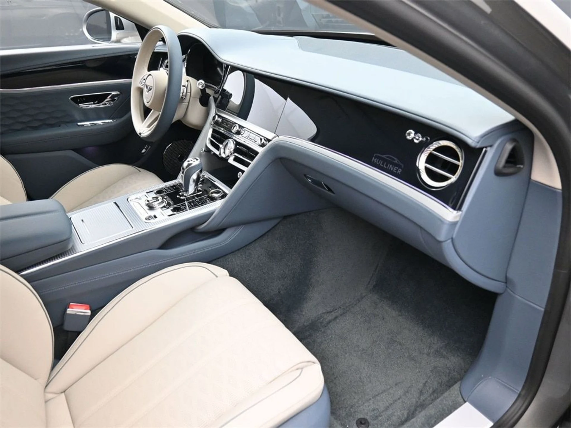 mph010_2747668587_79ae8c659f669ebf081710dd8b98bff5x_9affbd3b6e