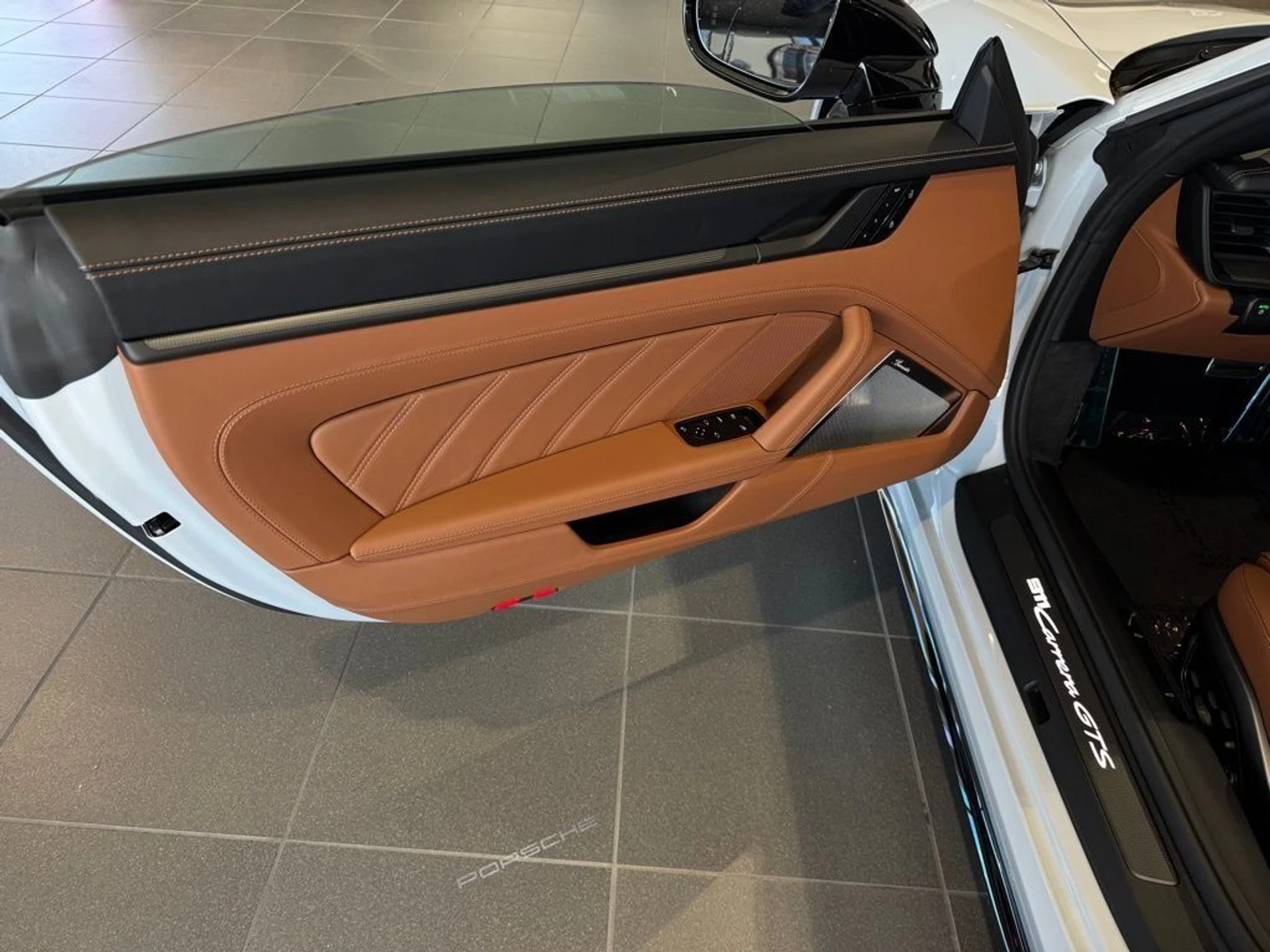 mph010_2750565604_1d8d7834af4ec665a63cc80527eed322_4ed7f041d8