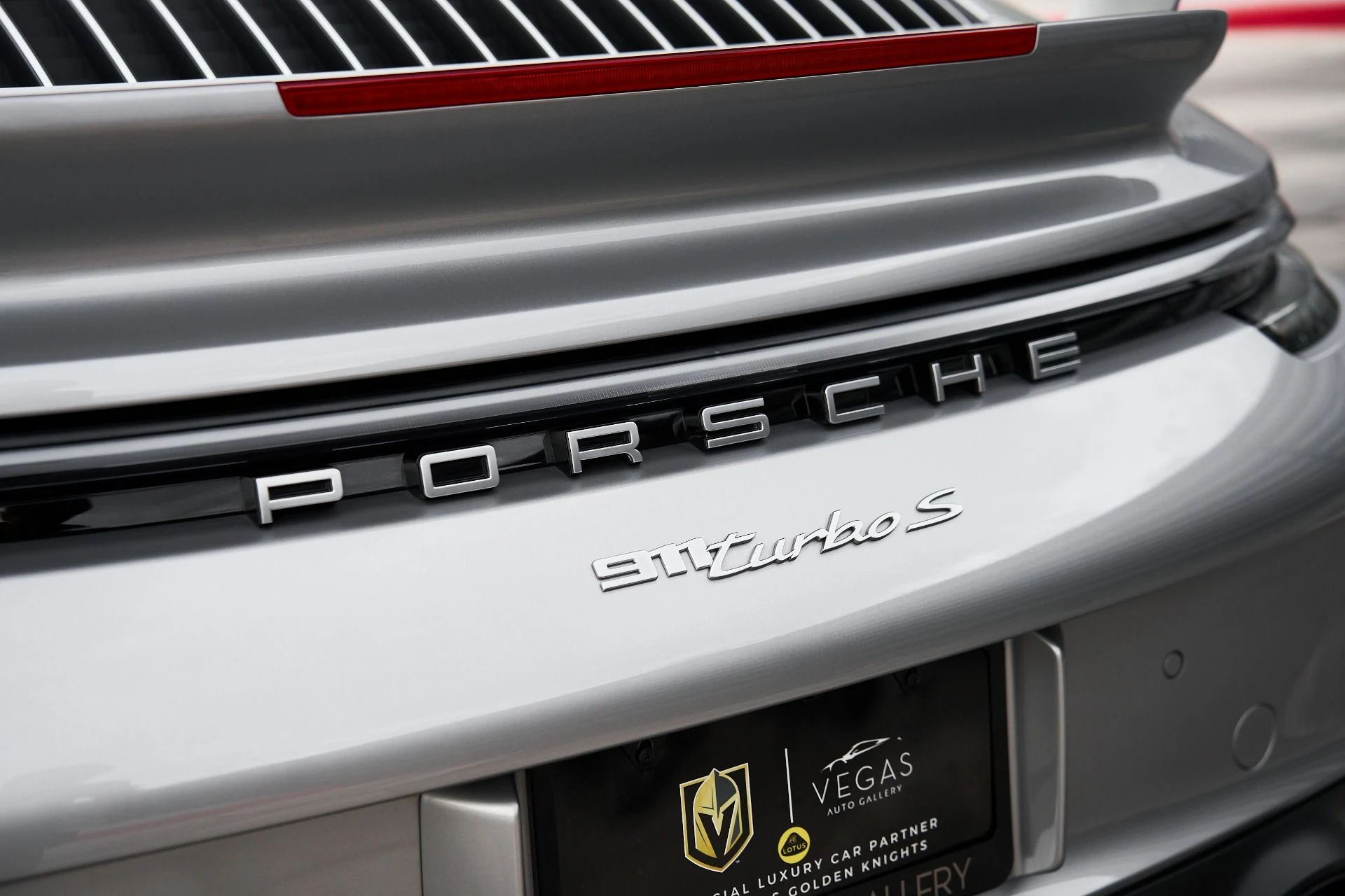 mph010_2753527417_Used_2021_Porsche_911_Turbo_S_1760042738_a19efdb791