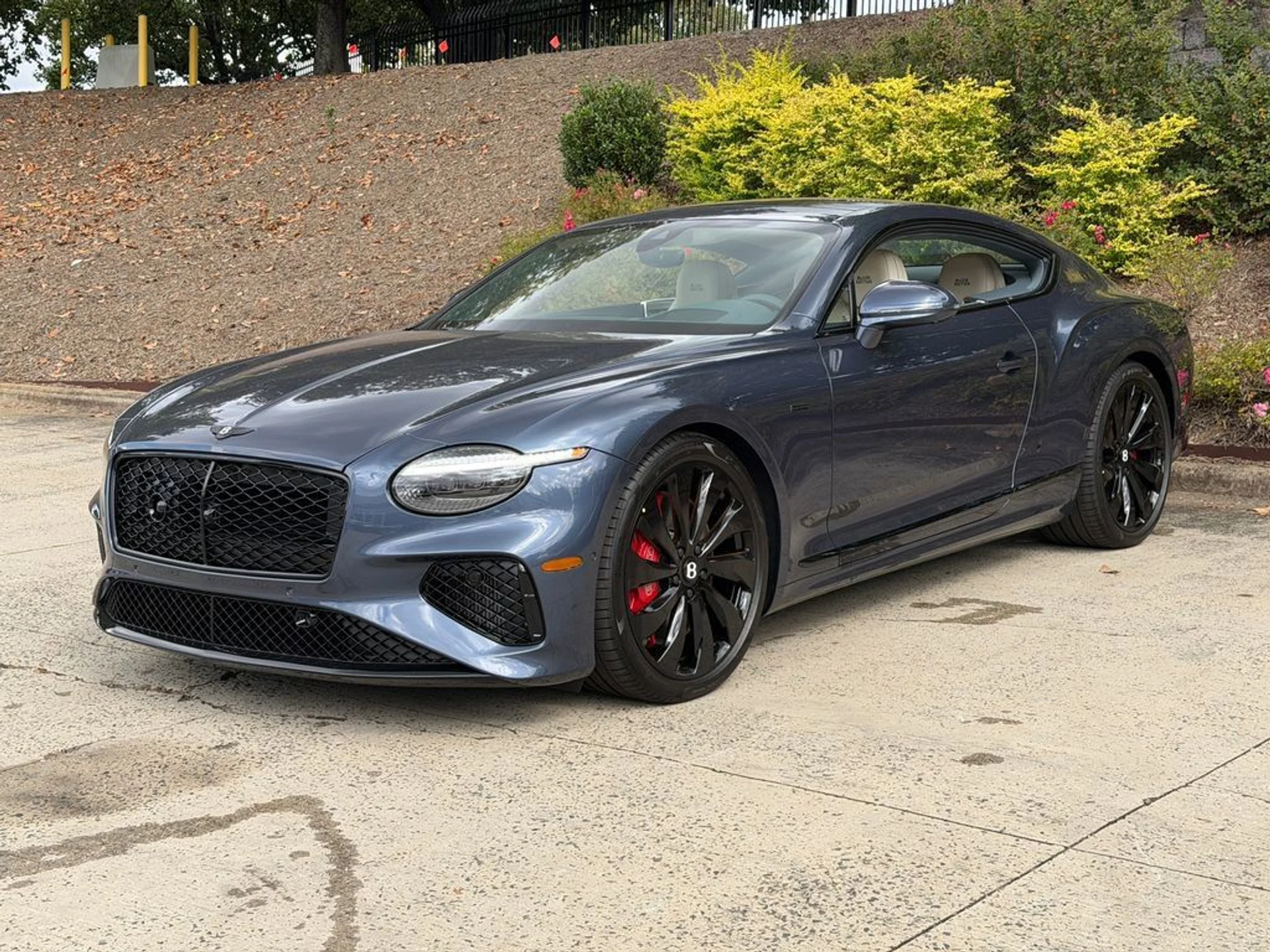 mph010_2754698077_a0d13e9340d2435f82a480ec658a42b8_6282b692f9