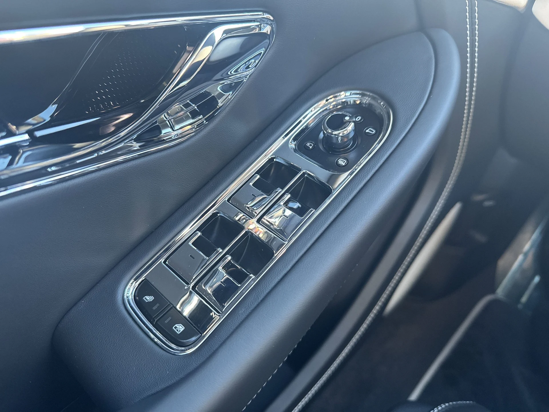 mph010_2755966506_ce04de34a3b1ca6de1263b218c61c30fx_f8709a2eb7