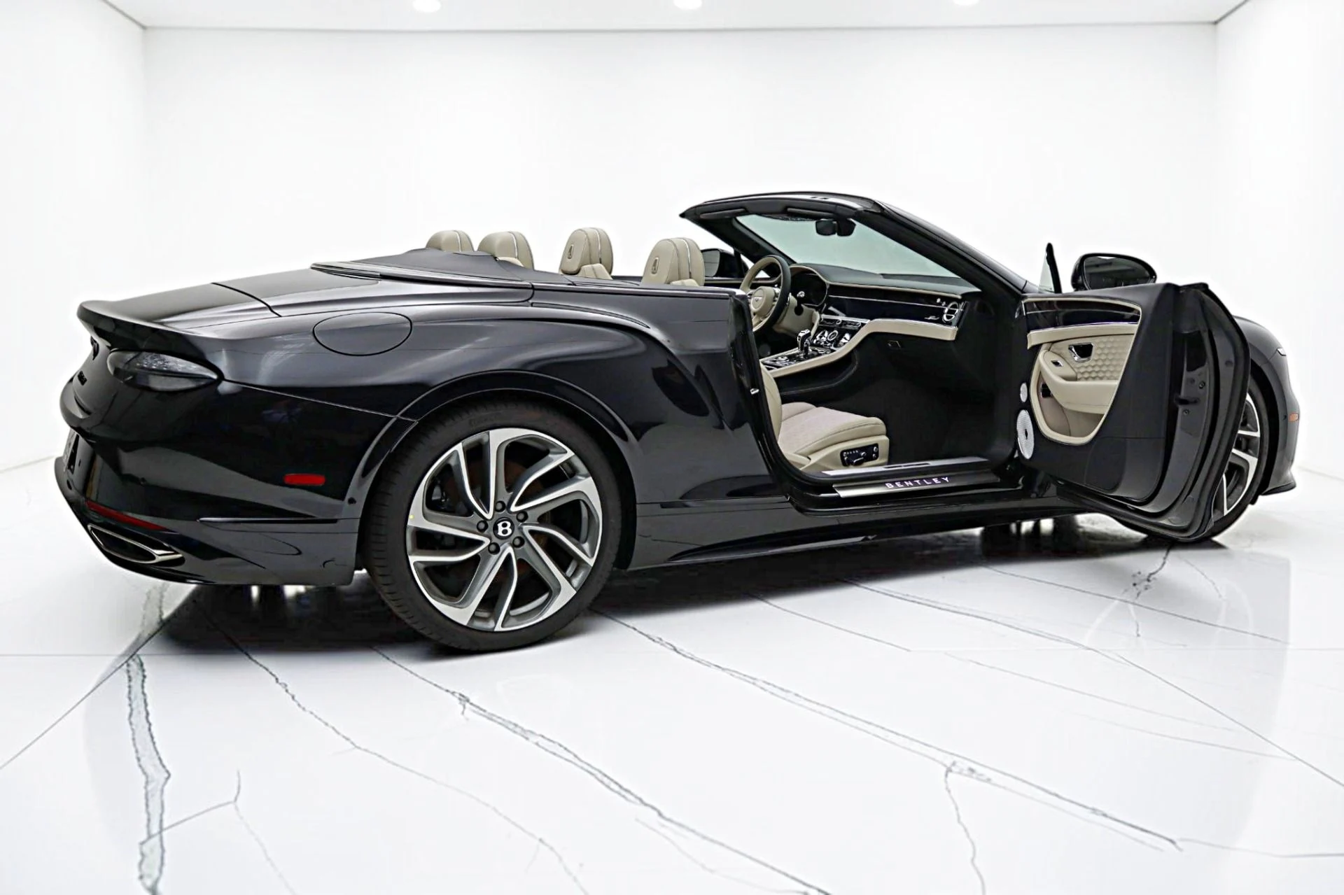 mph010_275767451_New_2026_Bentley_Continental_GTC_Speed_6144fb1a56