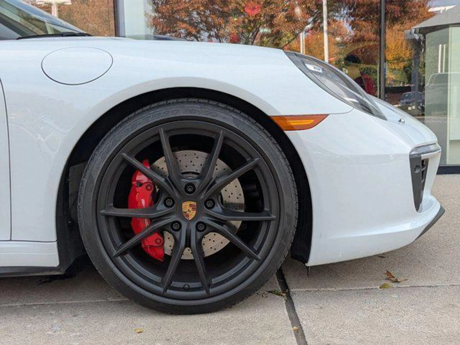 mph010_2764920530_yb_MHN_G6_Umdy_F1_M_Llav_Tk_E_SG_4_553925fd5b