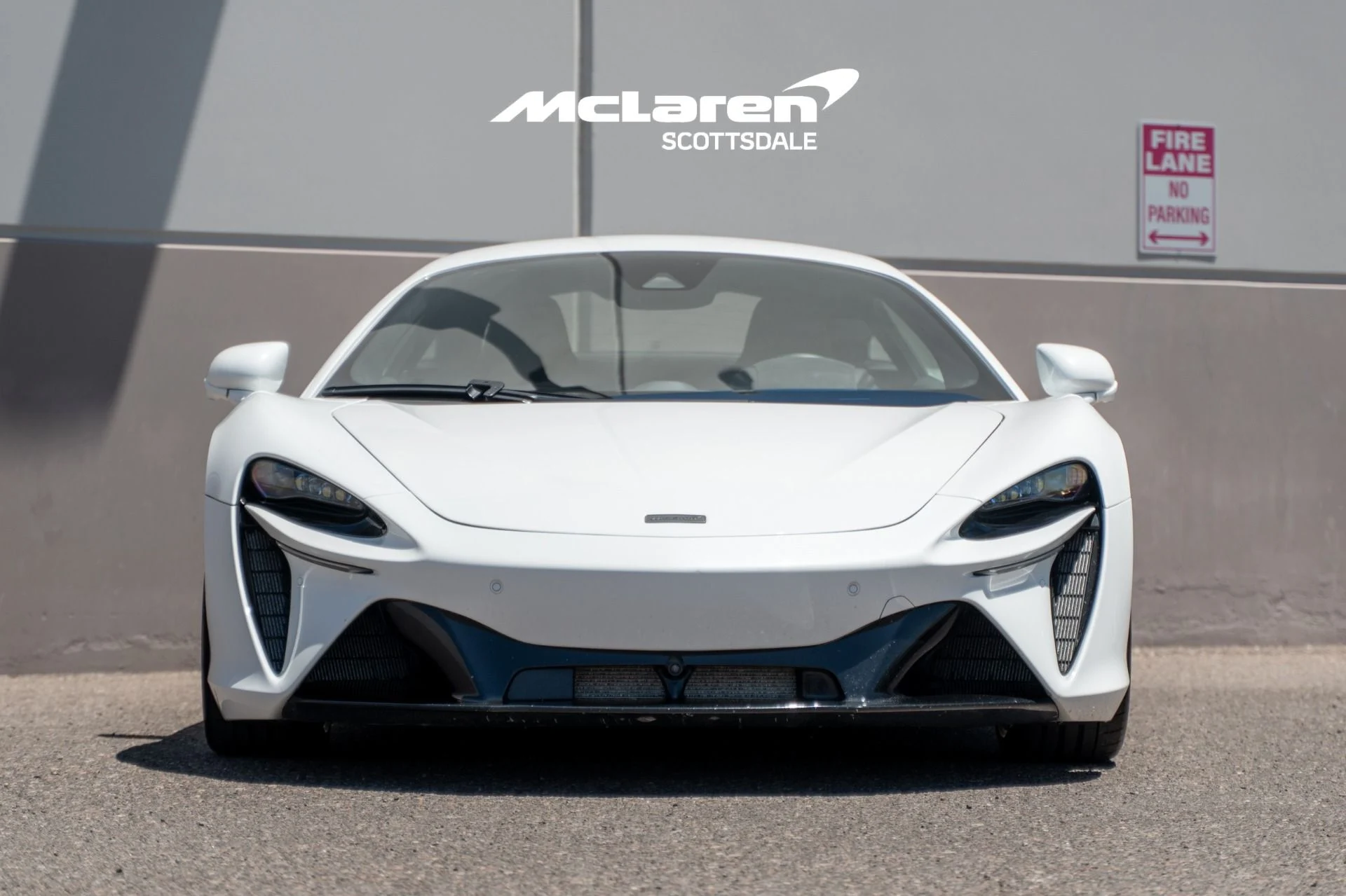 mph010_2771406639_Used_2026_MCLAREN_ARTURA_1781288579_9db1be8184