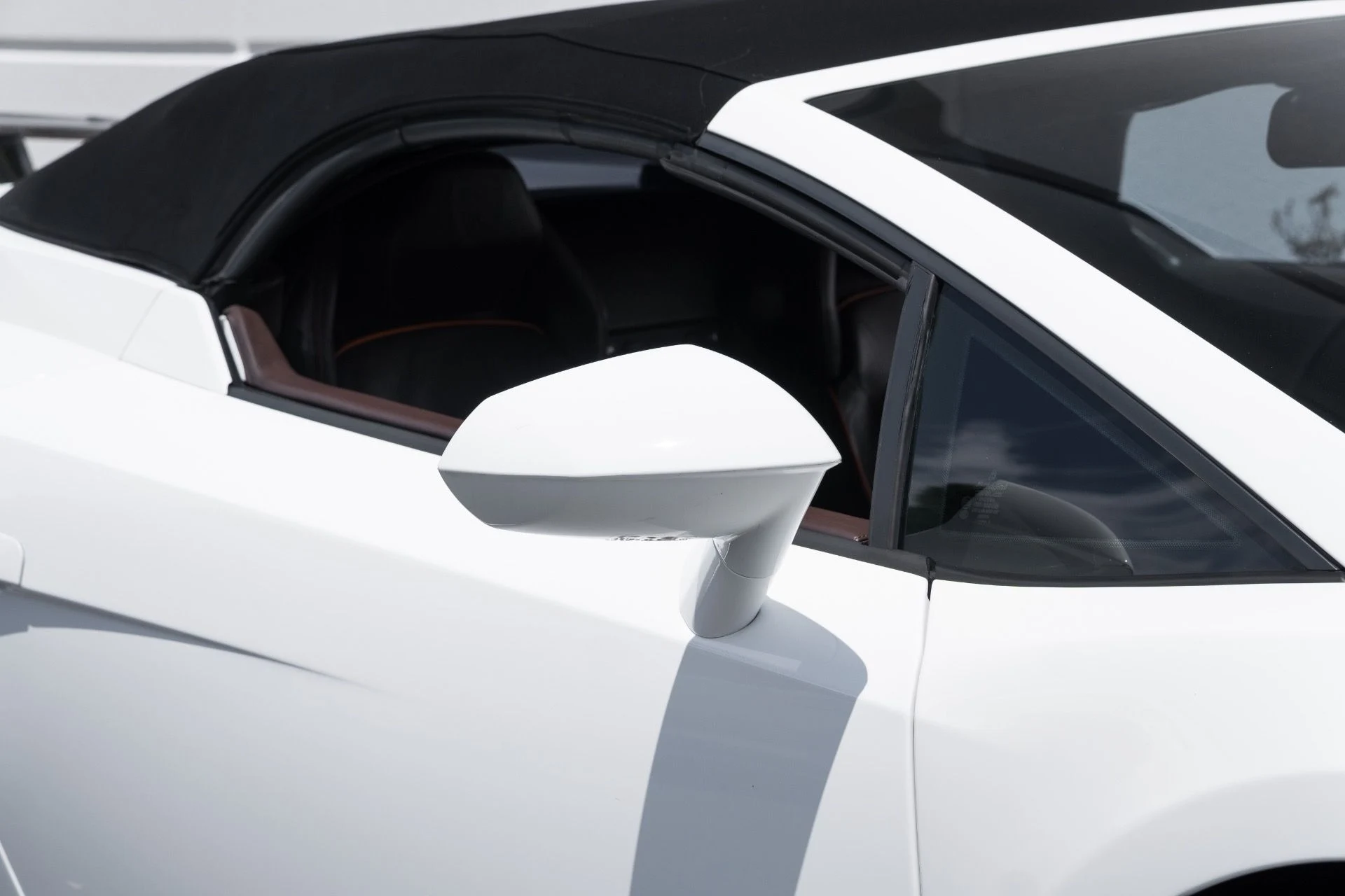mph010_2776636842_Used_2013_Lamborghini_Gallardo_LP_550_2_Spyder_1781152977_69285d9223