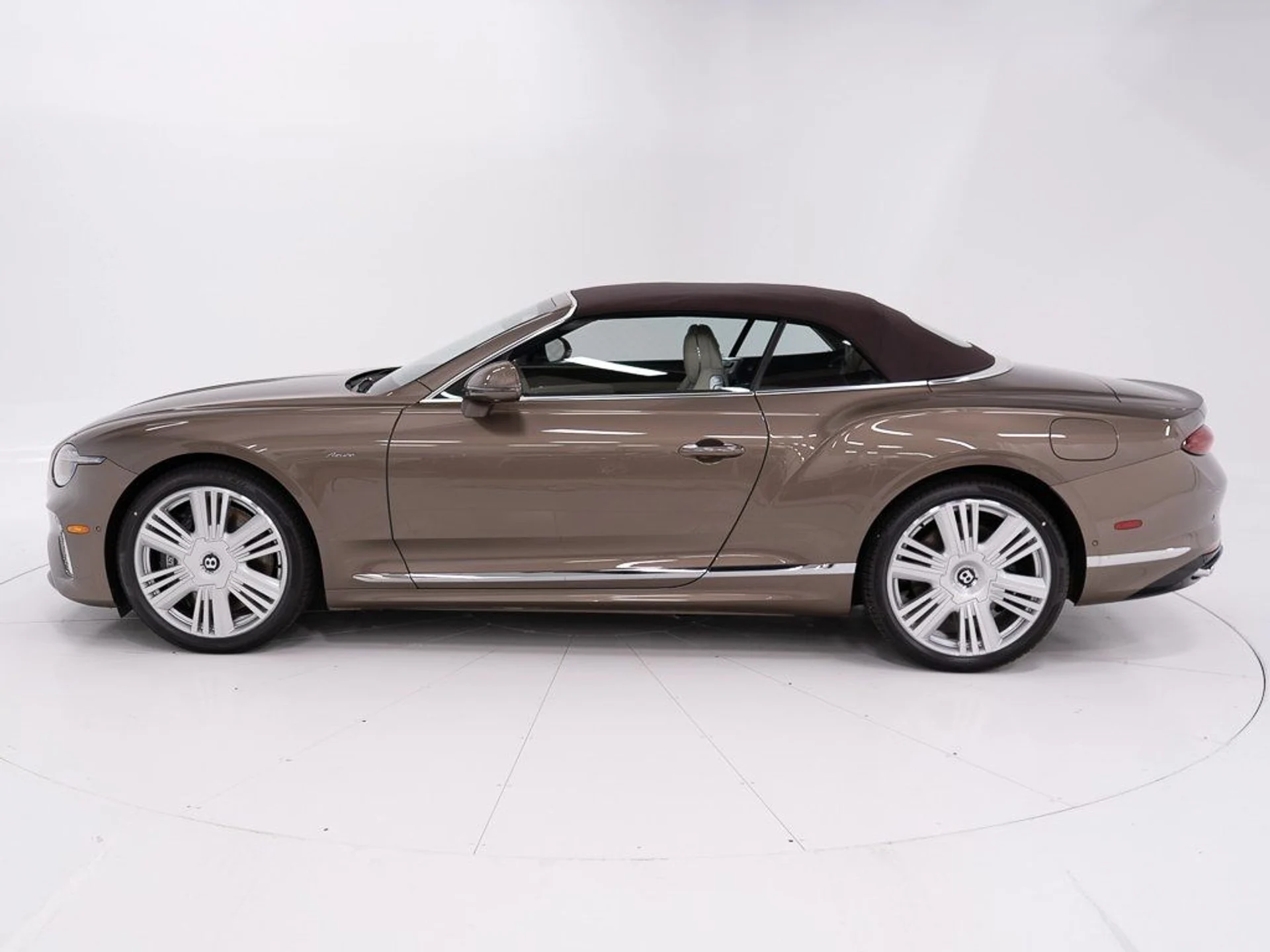 mph010_277748978_ec329f2d4213a87b200430303426edb9_938e32a109