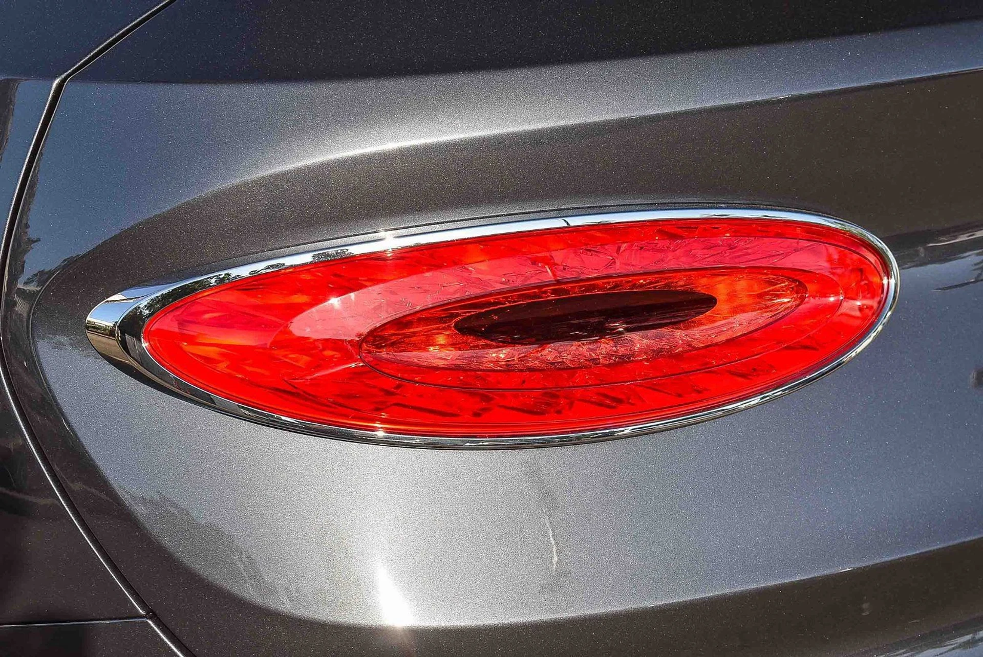 mph010_2782883908_7a7509d867d8a73dbf7aca83b50aa356x_1090f385f1