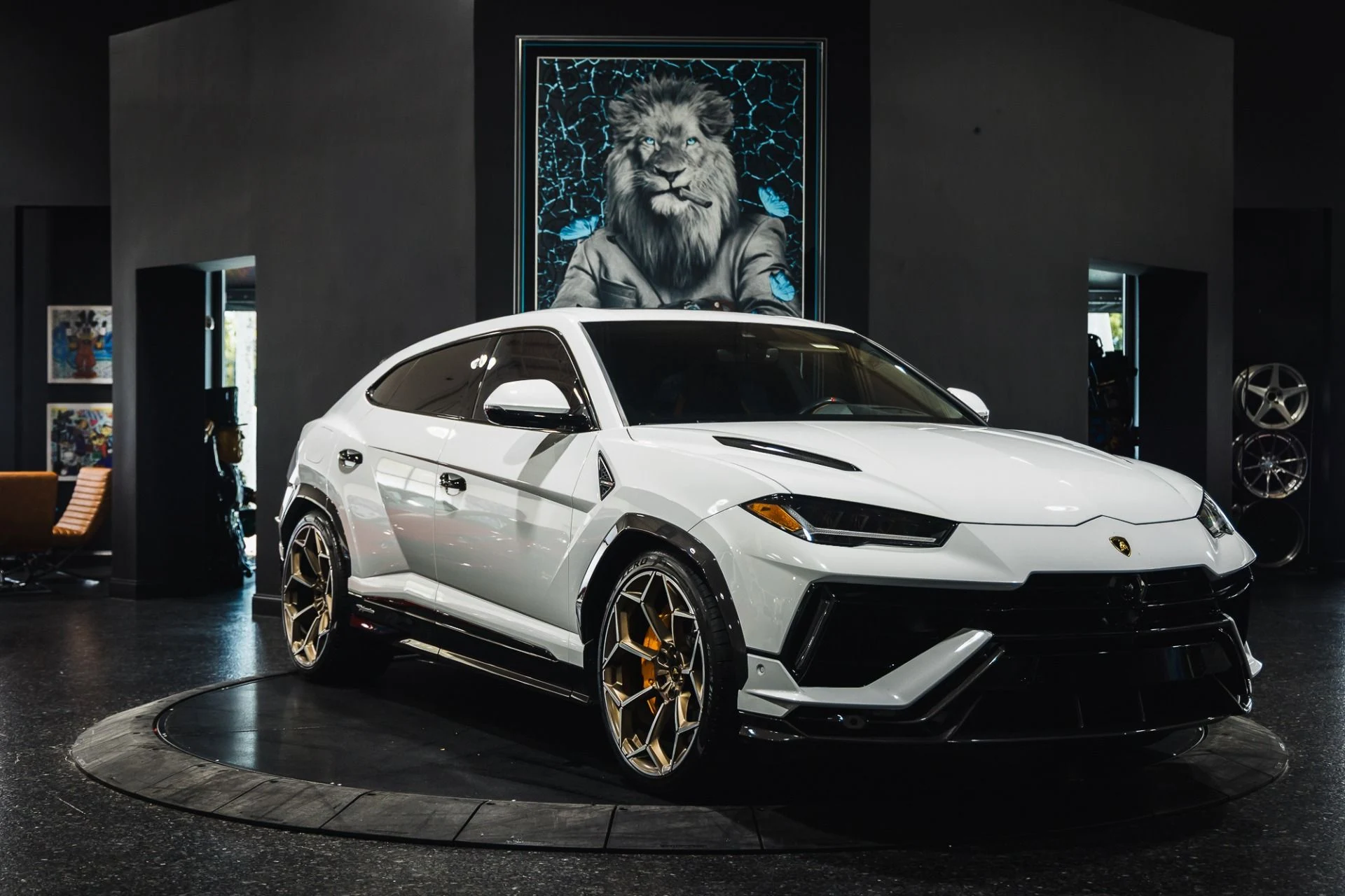 mph010_2785508894_Used_2023_Lamborghini_Urus_Performante_1775866917_50c341f03c