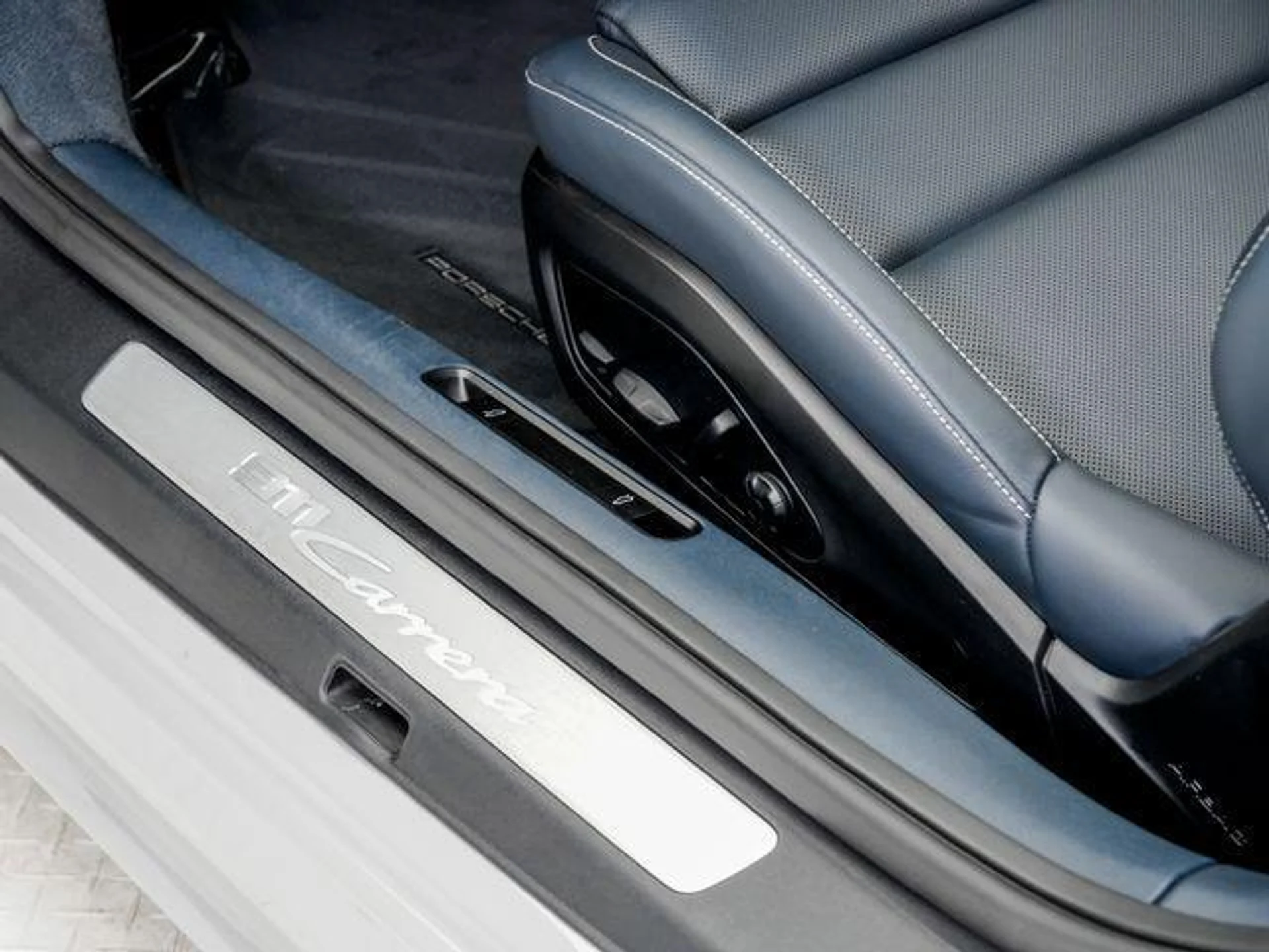 mph010_27860928_c1_N_Mx_N24_N_Lb8_M_feel_Zi_Ifllp_I_e3e9fa510e