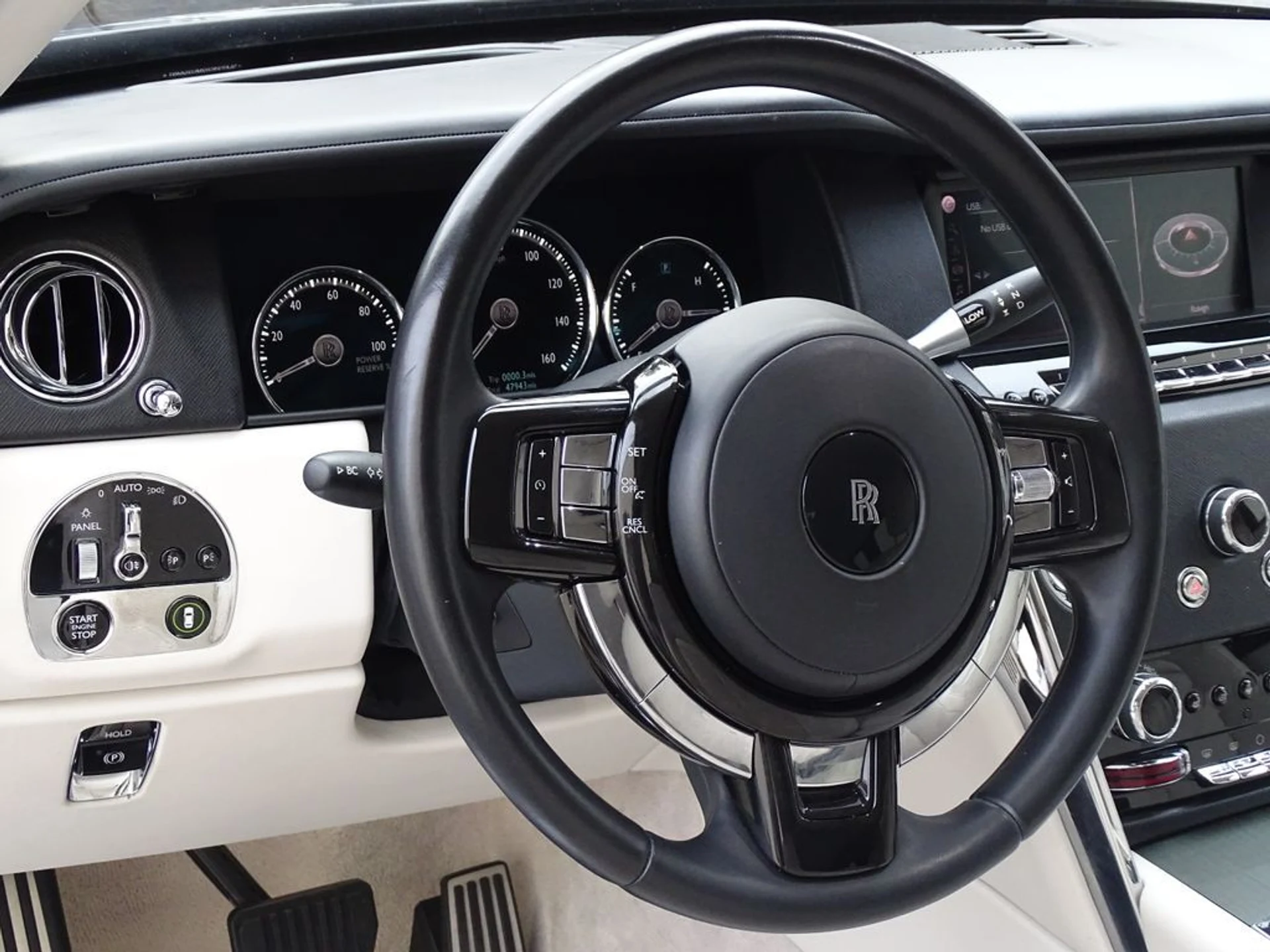 mph010_2790965363_948be577a233eb9edcd0b99f7a8f6a68x_f91b4c54df