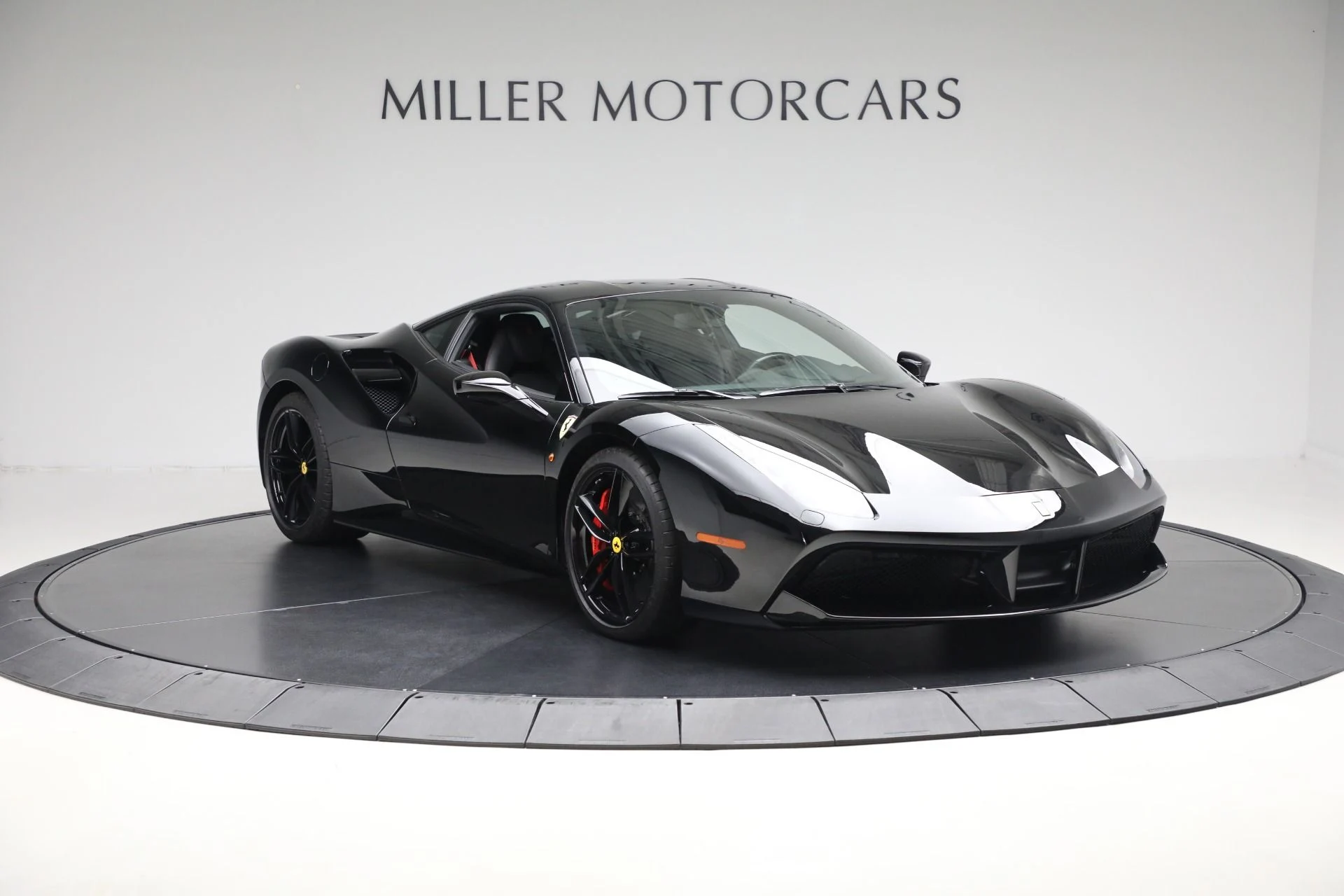 mph010_2792118487_Used_2018_Ferrari_488_GTB_83267833e2
