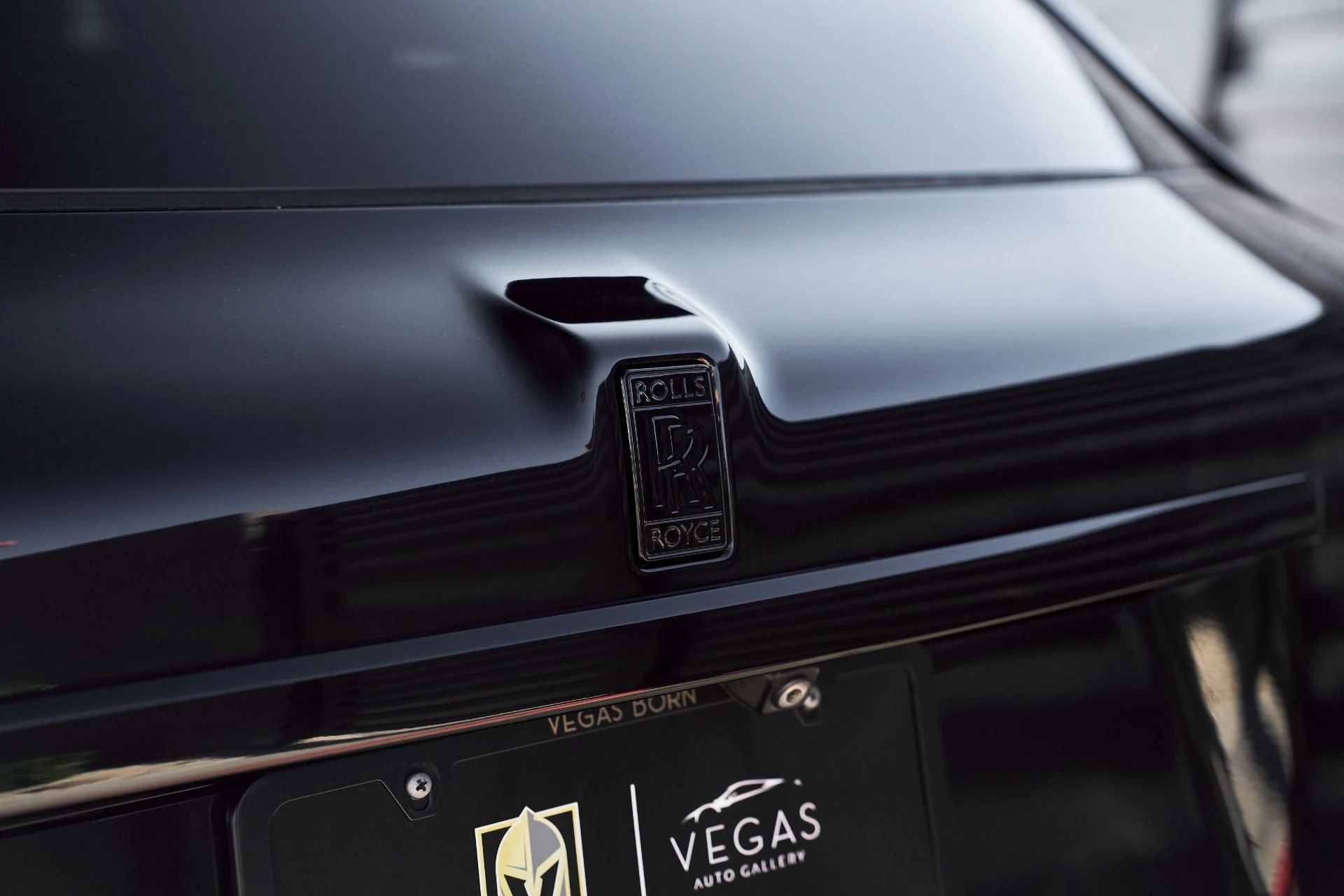 mph010_2794696725_Used_2019_Rolls_Royce_Cullinan_Base_1764382648_5f33322592