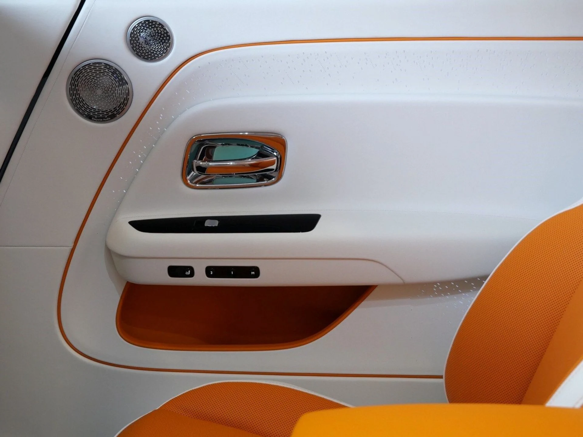 mph010_2795602305_c3208ed654ecf2971ba5e69f6dd77ee9x_0ff6e2aed8