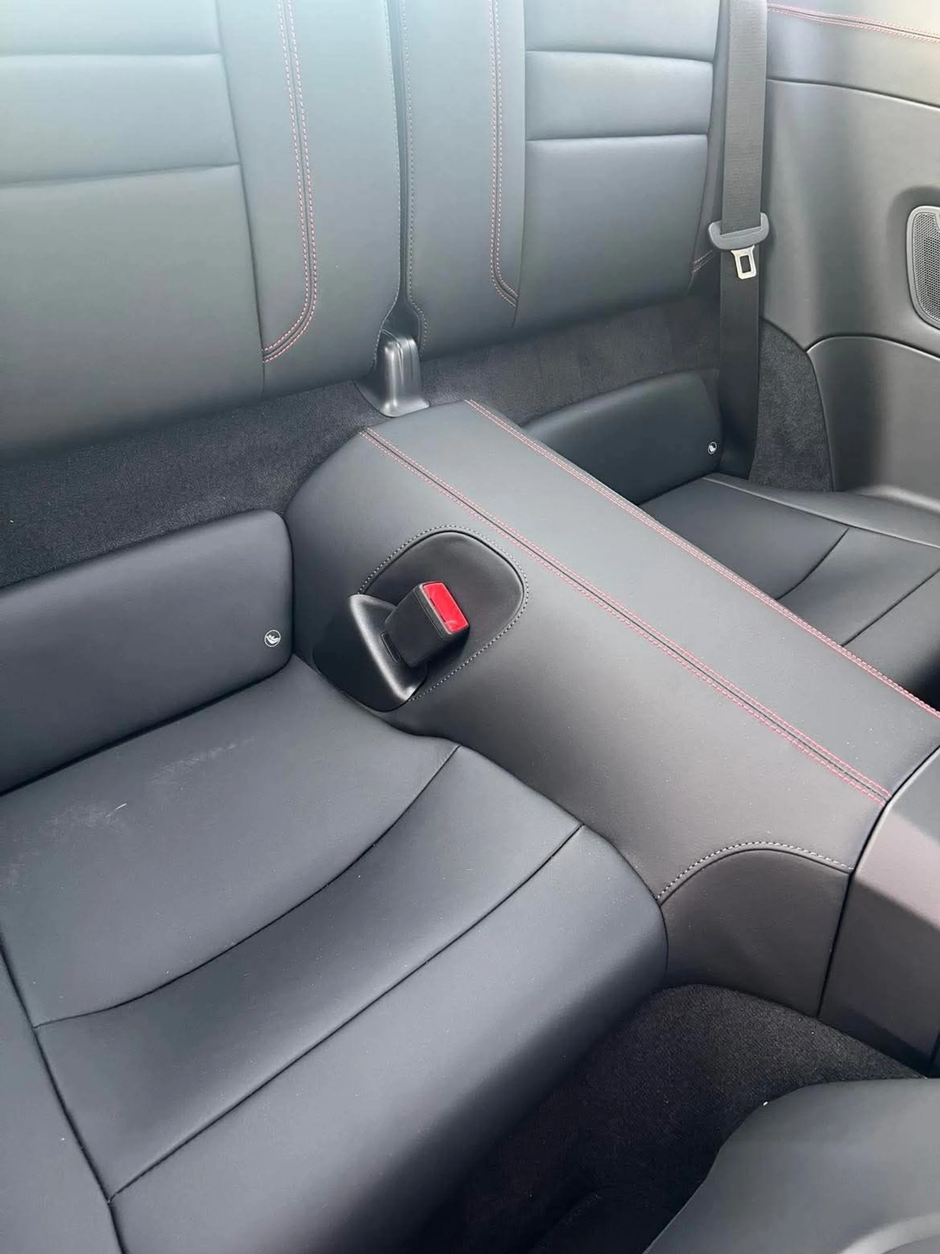 mph010_2796912375_Used_2024_Porsche_911_Carrera_S_Manual_1738007466_bd1fb697f7