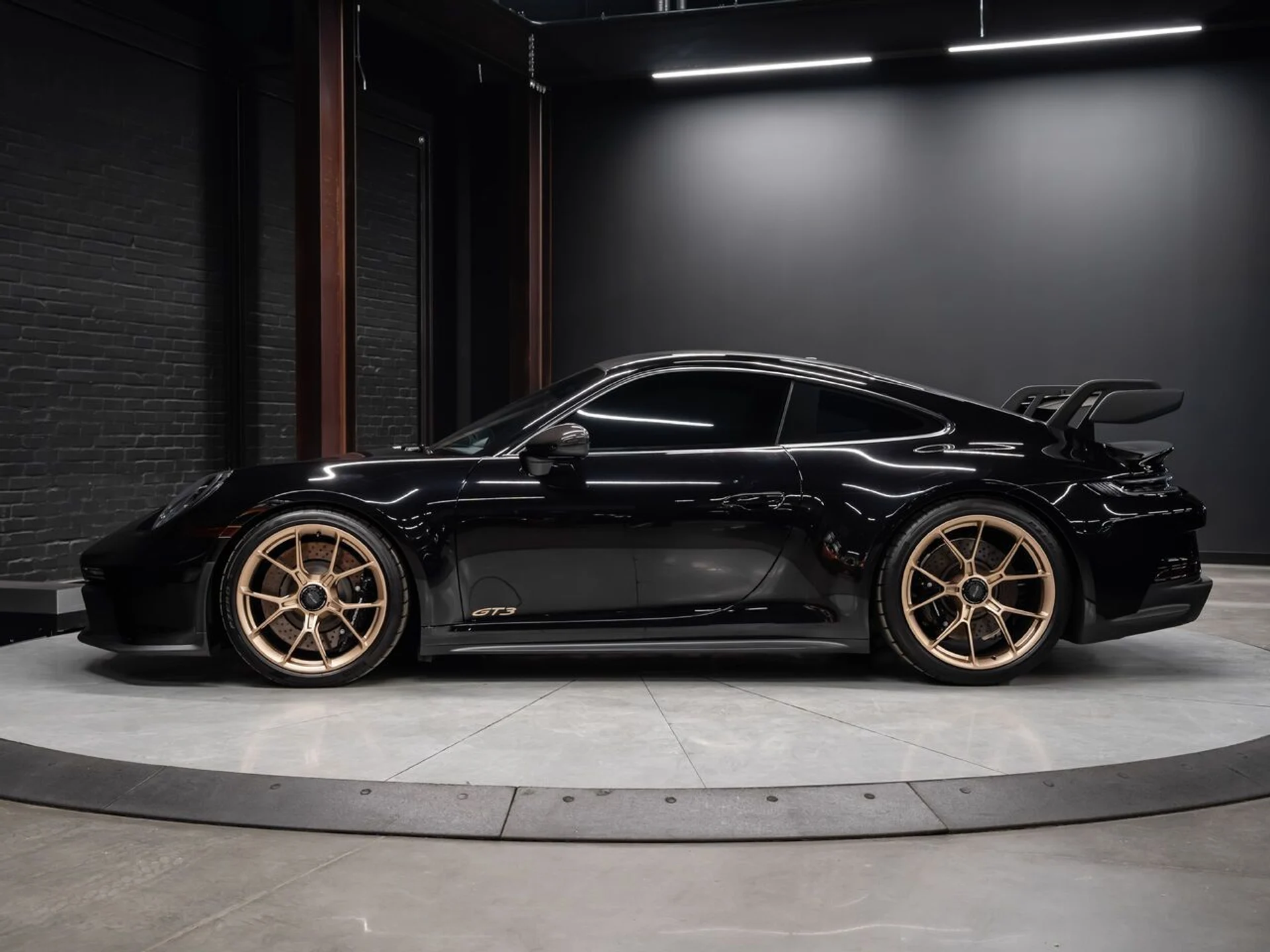 mph010_2810208005_porsche_911_2022_8c008997d1