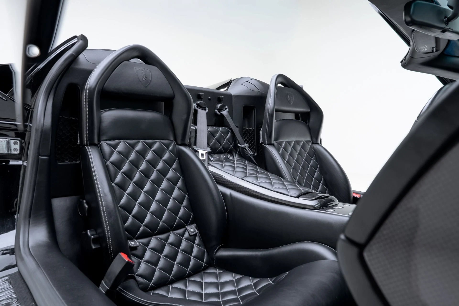 mph010_2812133218_Used_2009_Lamborghini_Murcielago_LP_640_1772151218_2bc2b94d82