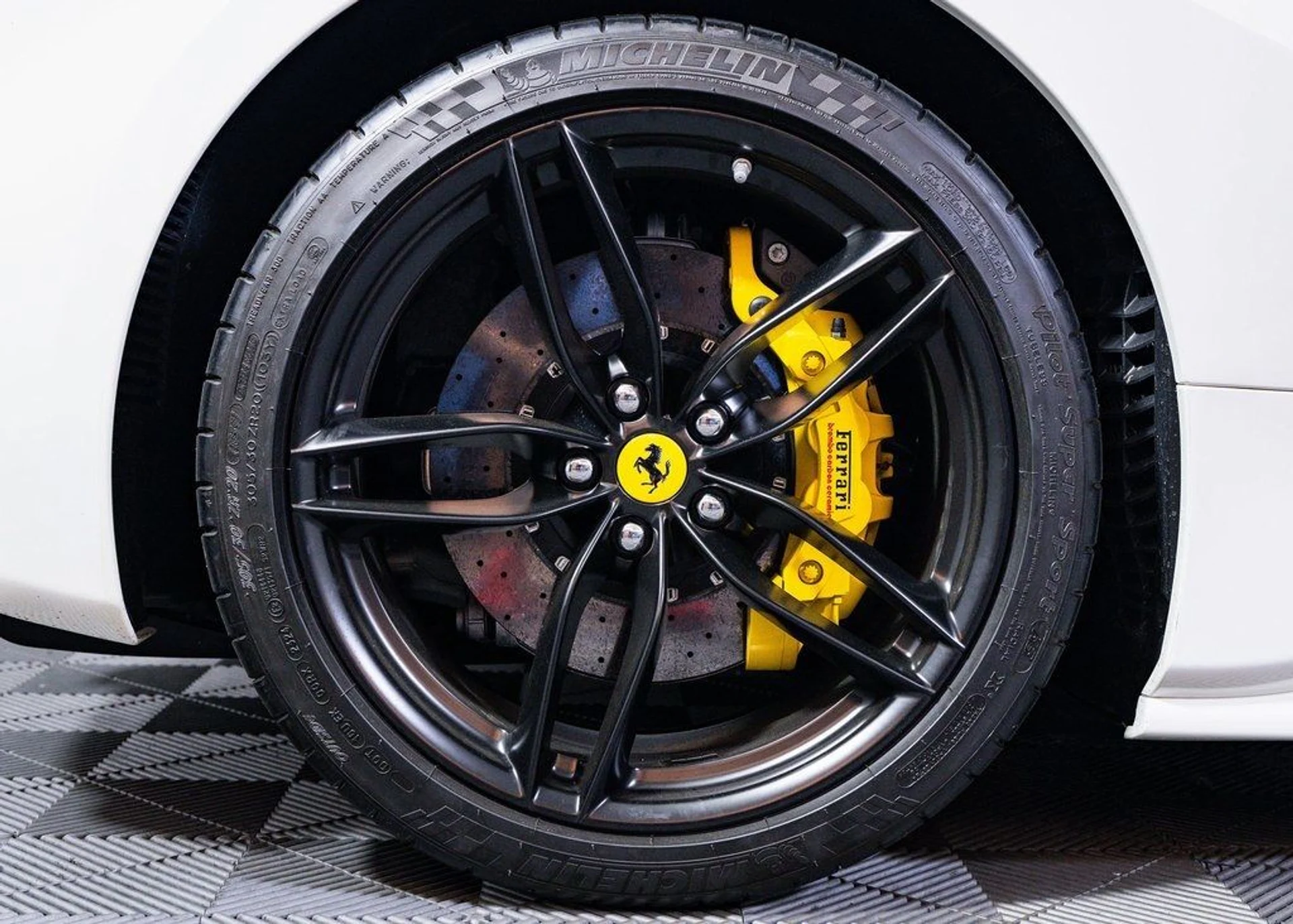 mph010_2812527254_0a1dc1204bca2dea56b0142fd37b3767_e9cba5cd0a