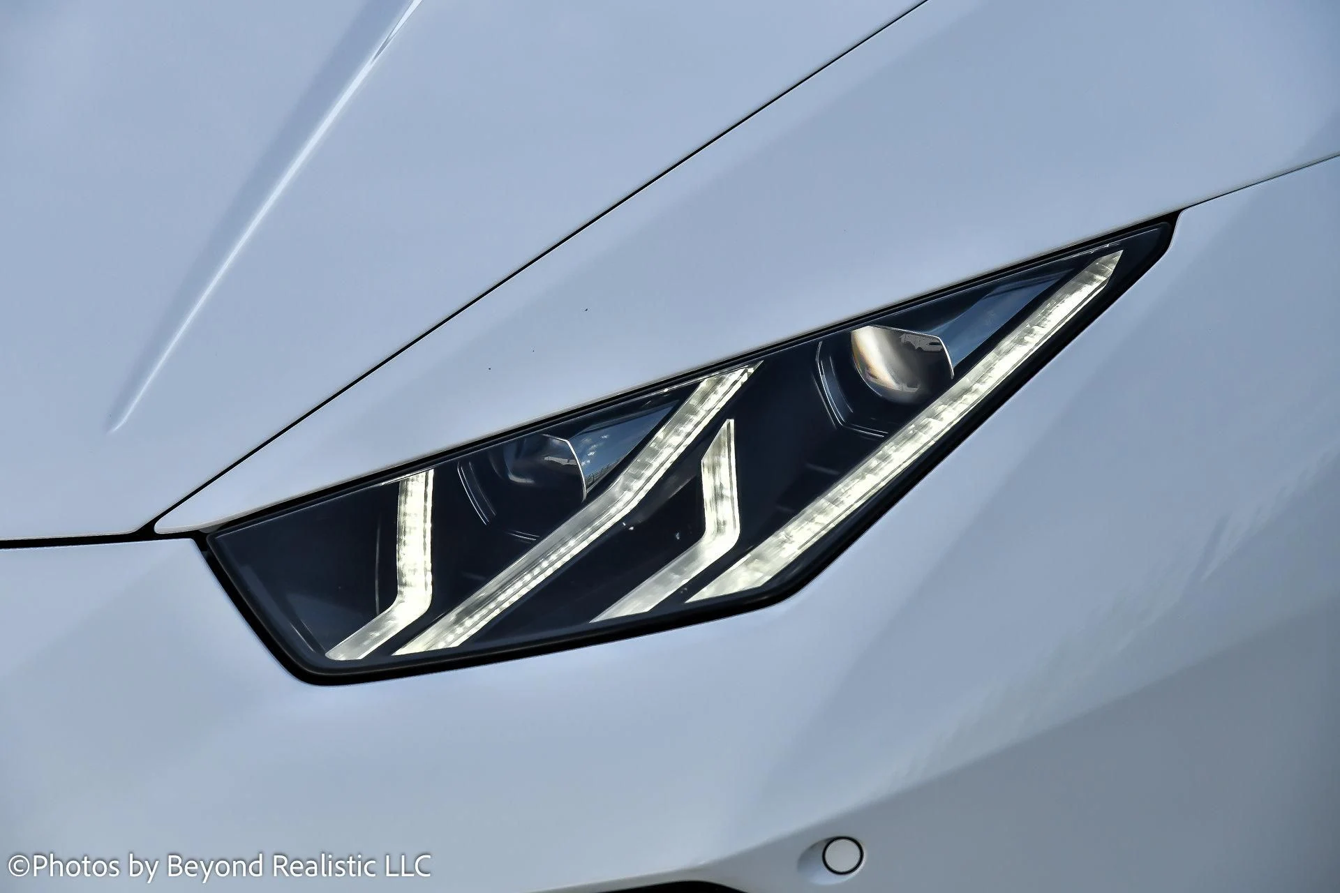 mph010_2819164341_Used_2022_Lamborghini_Huracan_EVO_1763629493_ca5e479dec