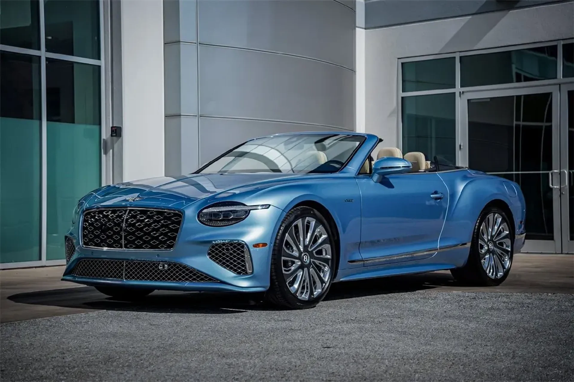 mph010_2821744986_5a3b99840d3d4bcb929818cbfdcd749f_d89cbff369