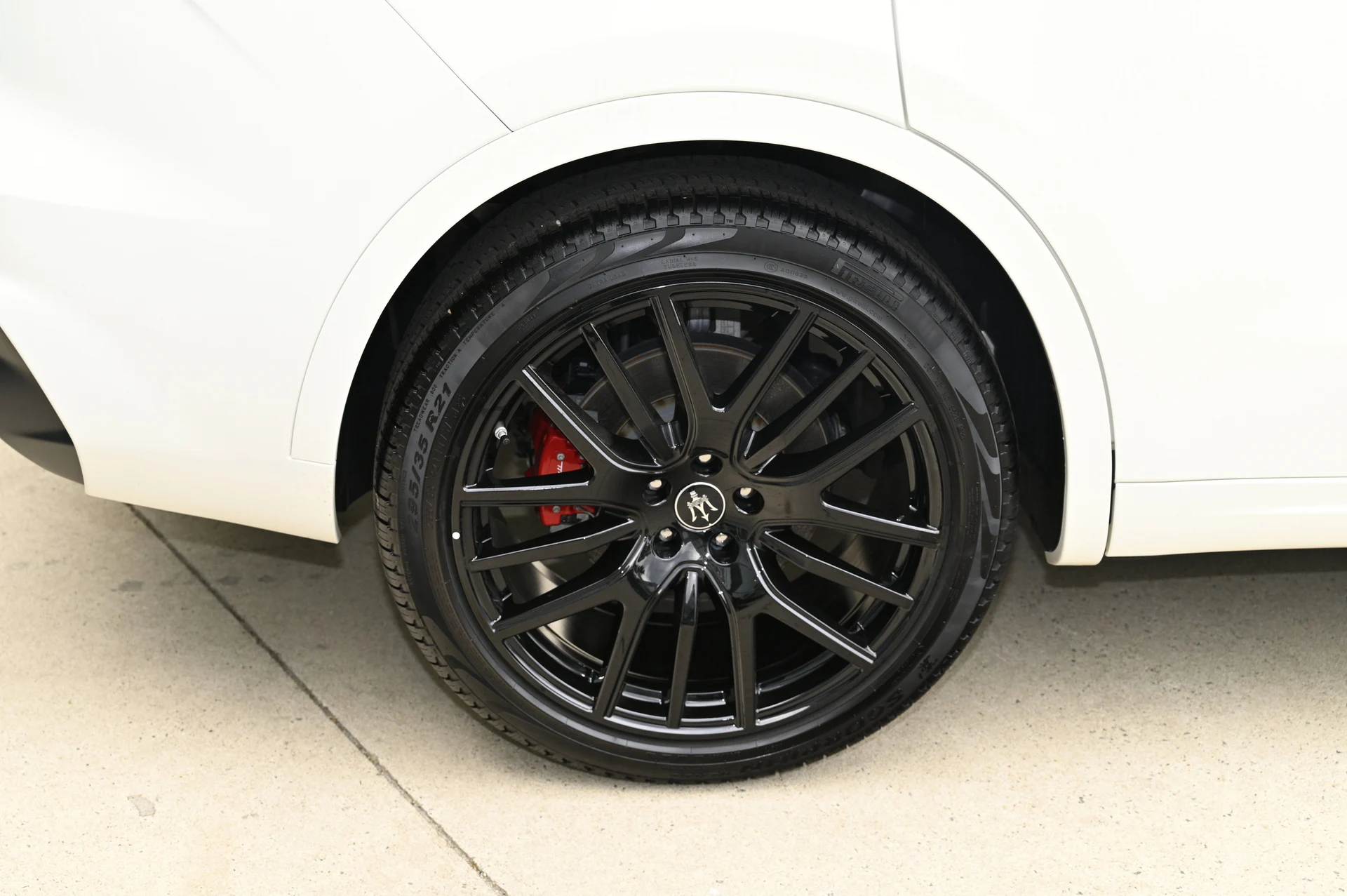 mph010_2826063978_d50f9e39865d4ac9babaa2110b7e8889_16945301ea