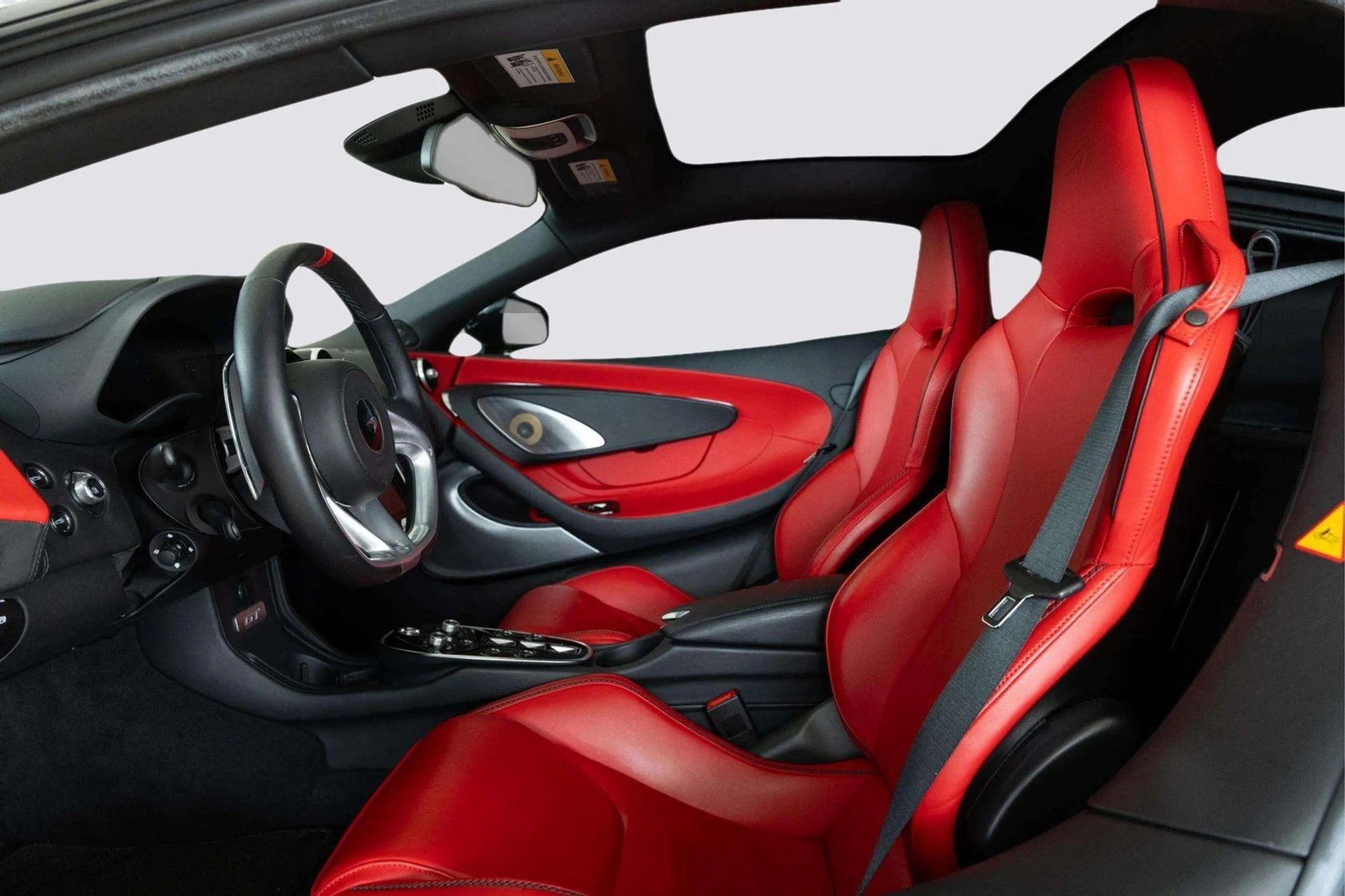 mph010_2829506550_image_11_63379aedca