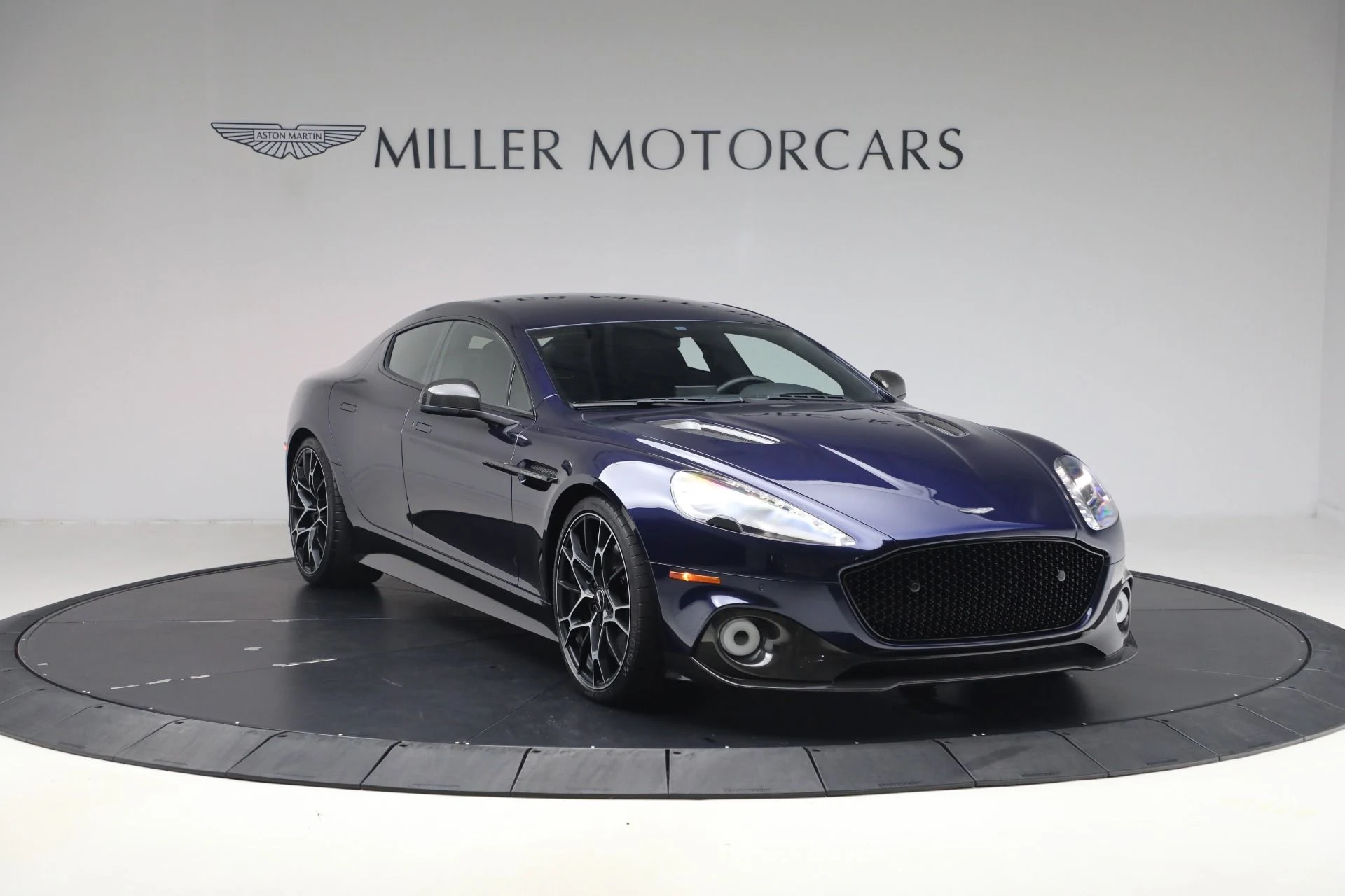 mph010_2831008576_Used_2019_Aston_Martin_Rapide_AMR_1792868062_9edeb68c1d