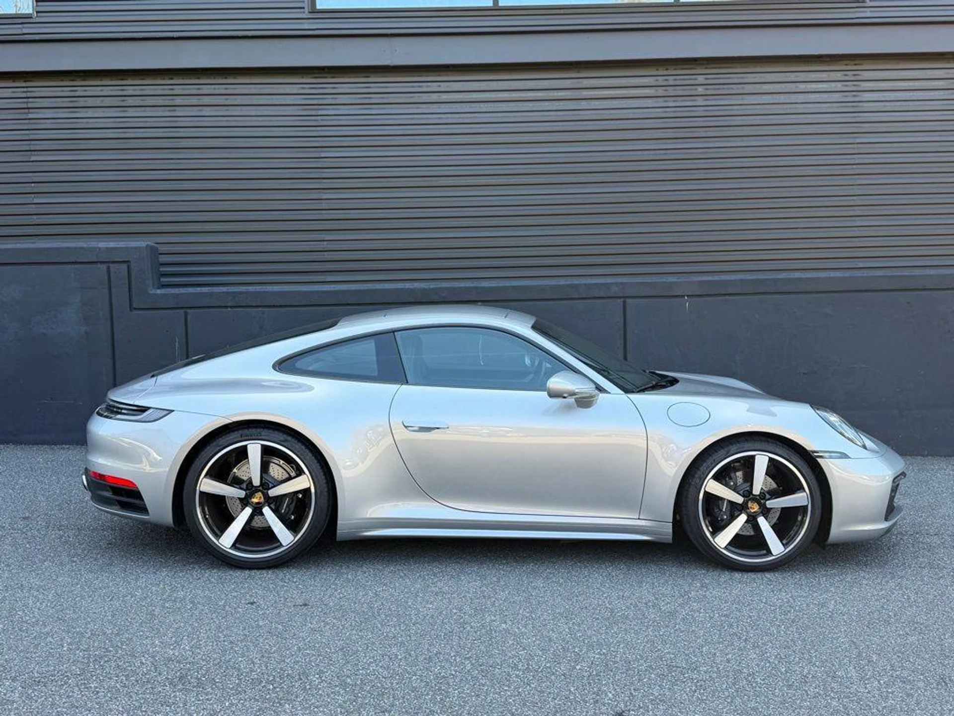 mph010_2831355996_94_Nny_F413iu_Z8d8xac_T_Ss_Zf1_D6w_b9dd9cbfae