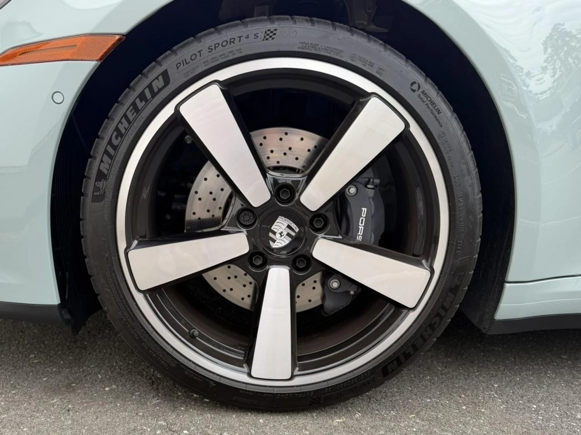 mph010_2832606892_0ca2144201a2217d79f7e038d9c634d7_7c2af1fb88