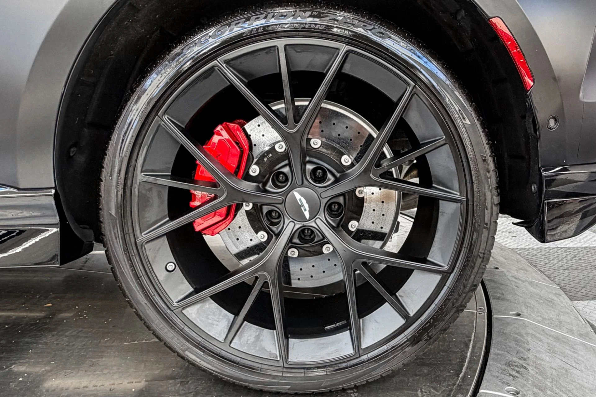 mph010_2836273935_Used_2025_Aston_Martin_DBX_707_23_Inch_Wheels_Matte_Paint_Protection_Film_697_Horsepower_1782413999_9dc7bdc20d