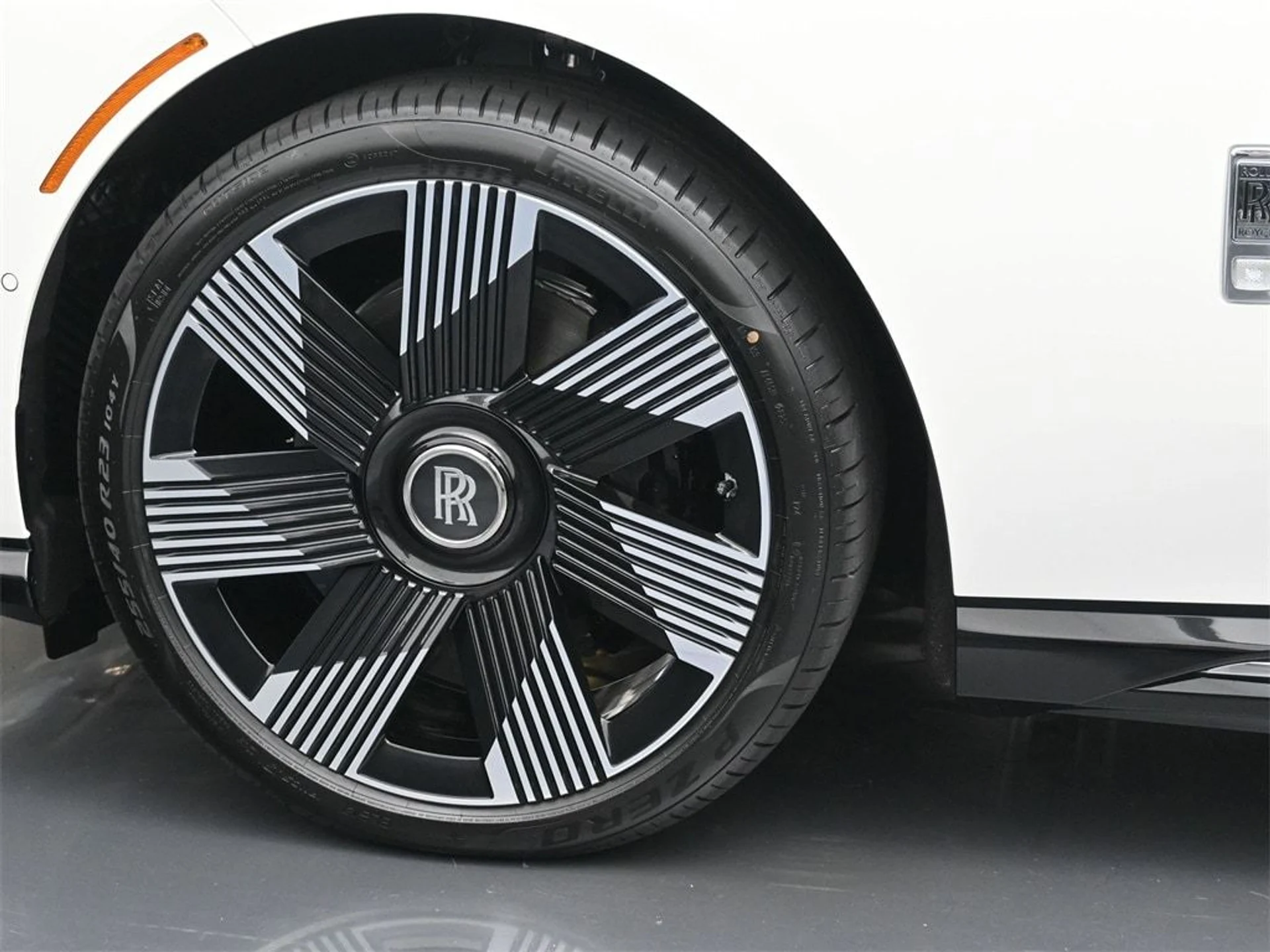 mph010_2846287525_09fb8fae8256afe965d8fdbafa20bb98x_41de302c2d