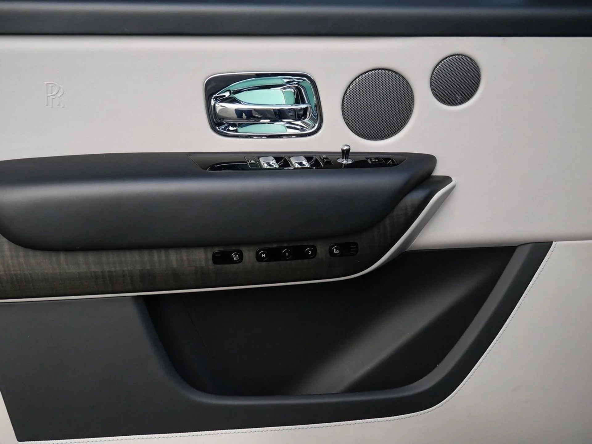 mph010_2850604028_31fca2e19246500fefcd77da56627982x_a21248028e