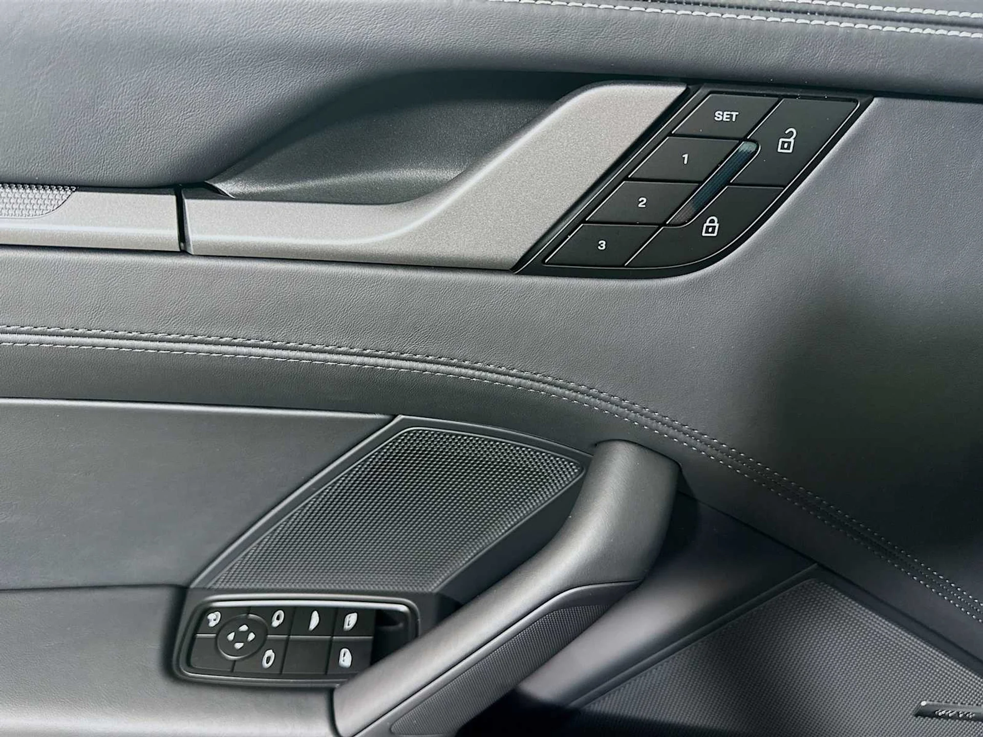 mph010_2857804930_7366eed2b98301450b35c1f1a7e0c65c_129218531a