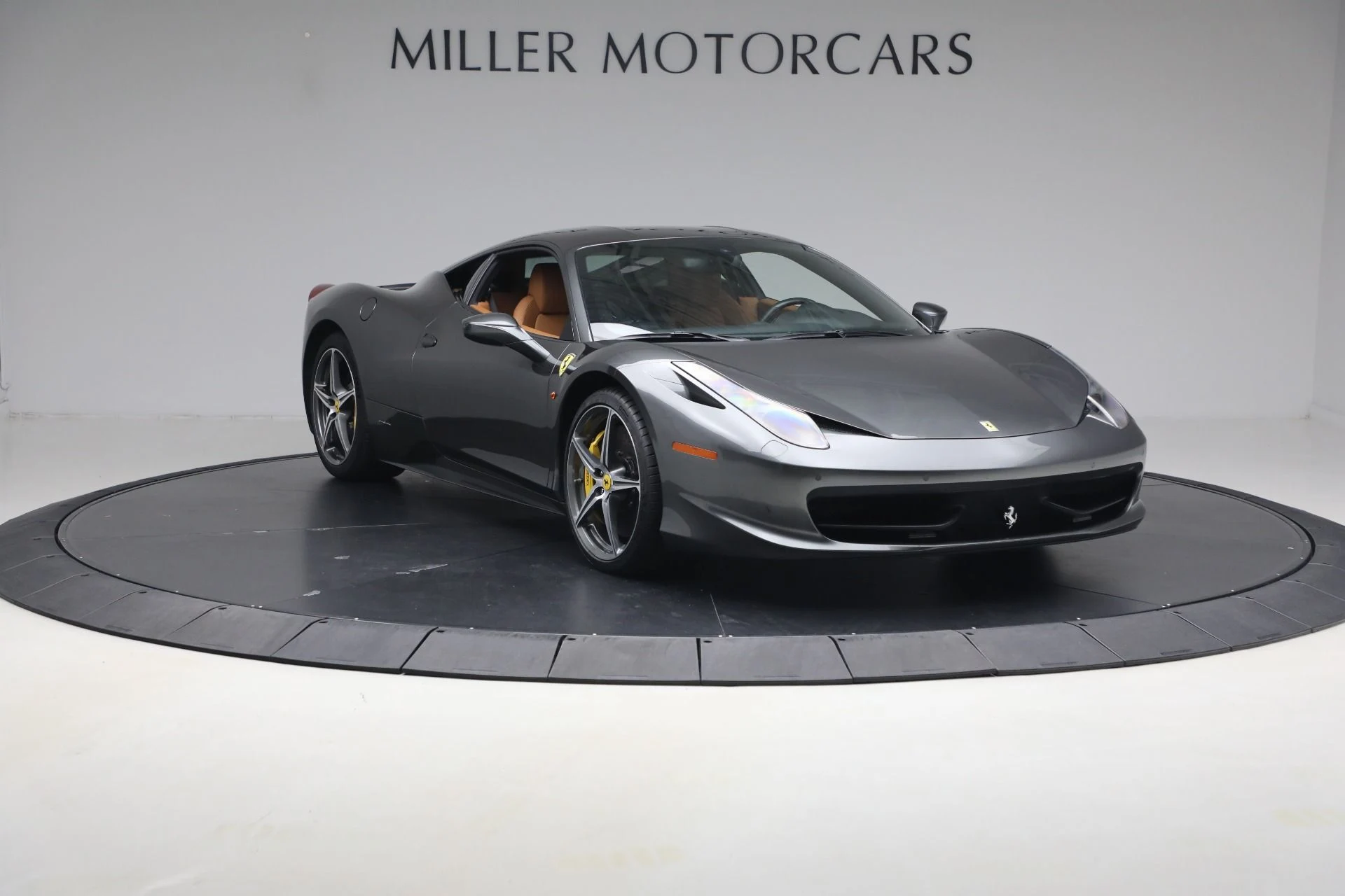 mph010_2863599149_Used_2012_Ferrari_458_Italia_1781555237_8d8c8ba725